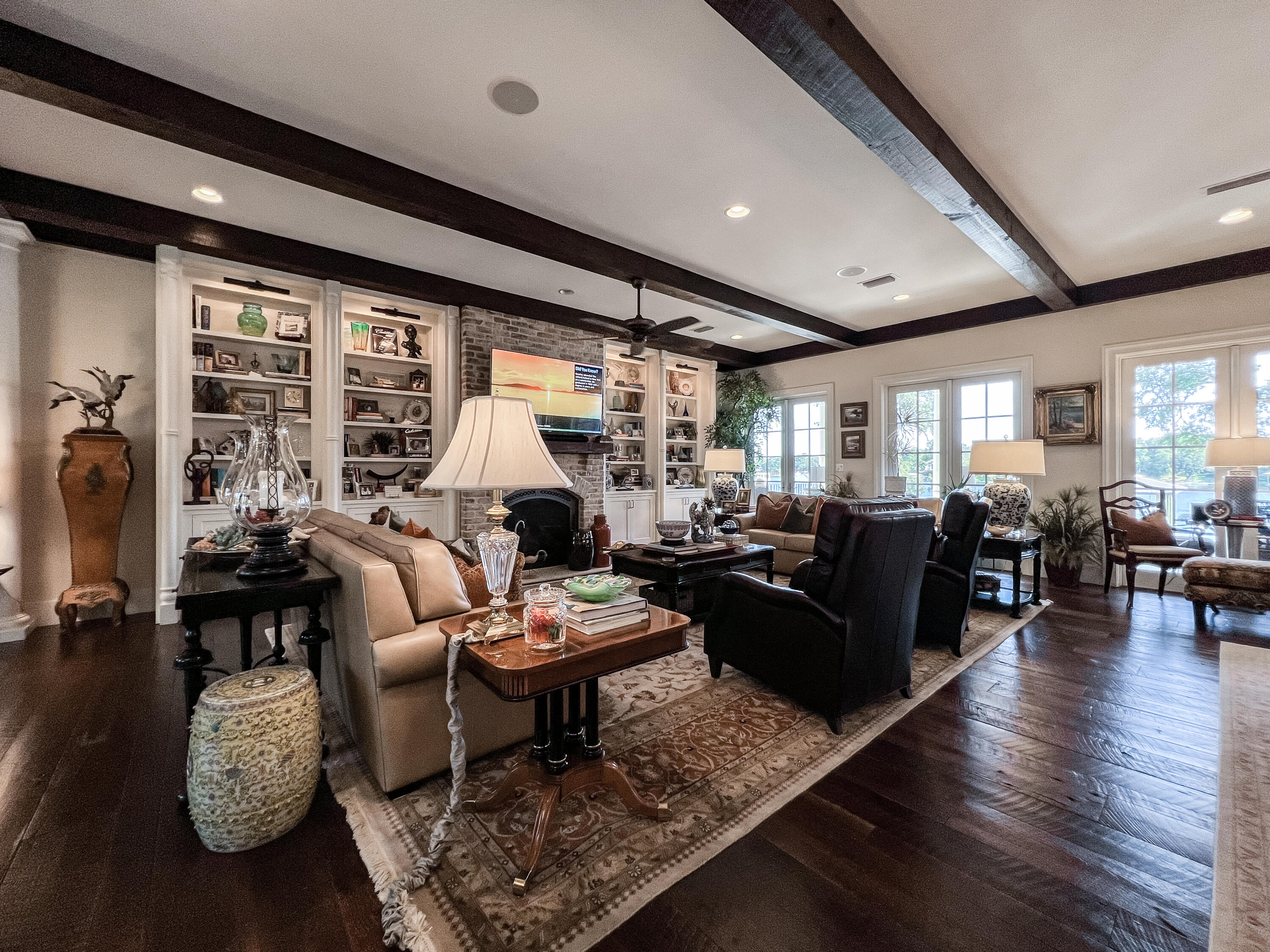 BAYOU VISTA - Residential