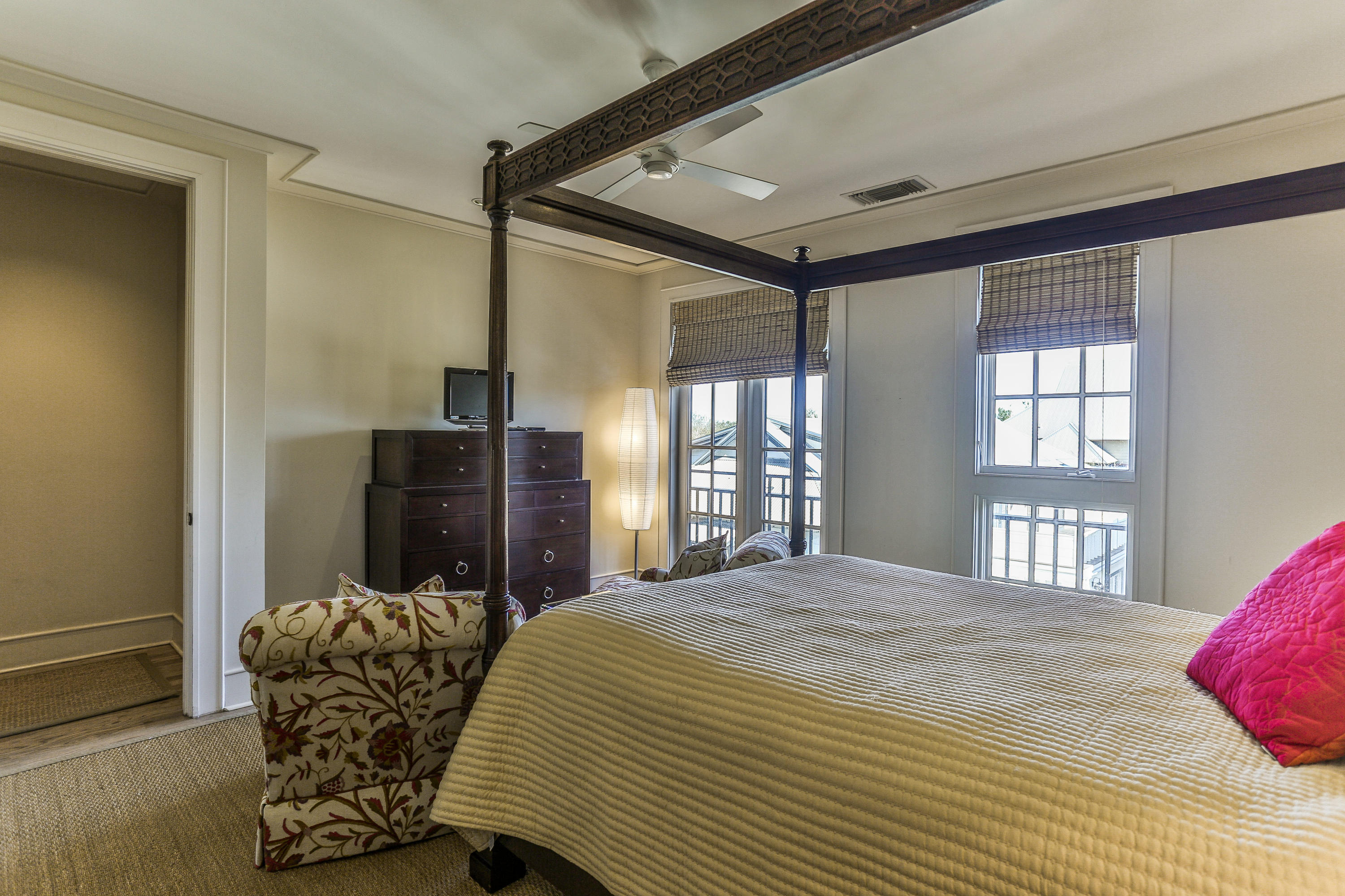 ROSEMARY BEACH, THE MERCADO - Residential