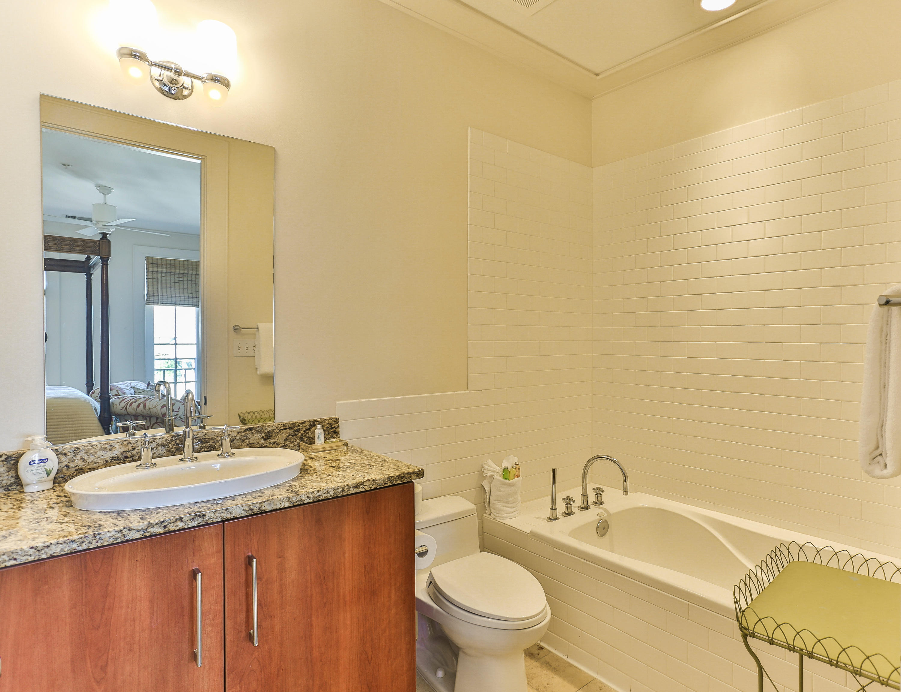 ROSEMARY BEACH, THE MERCADO - Residential