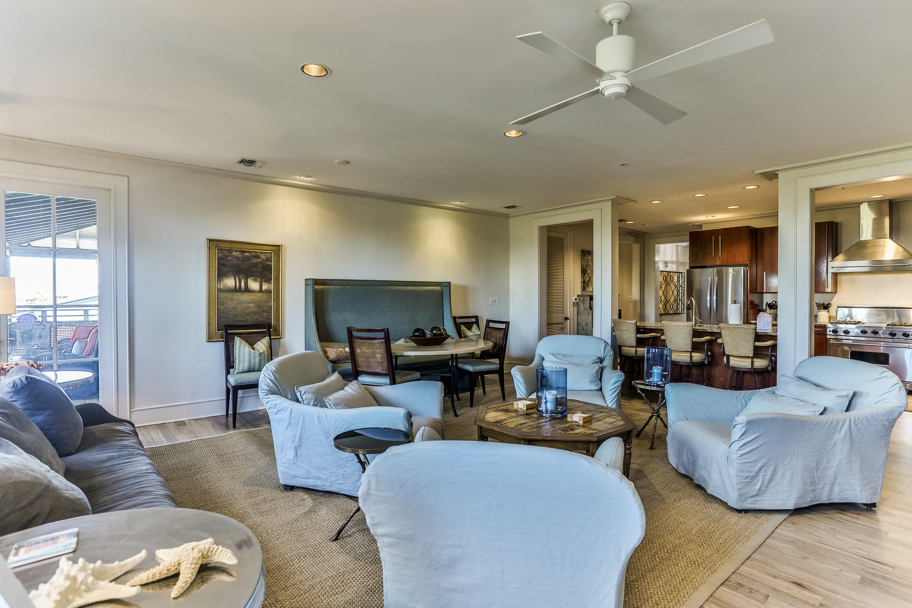 ROSEMARY BEACH, THE MERCADO - Residential