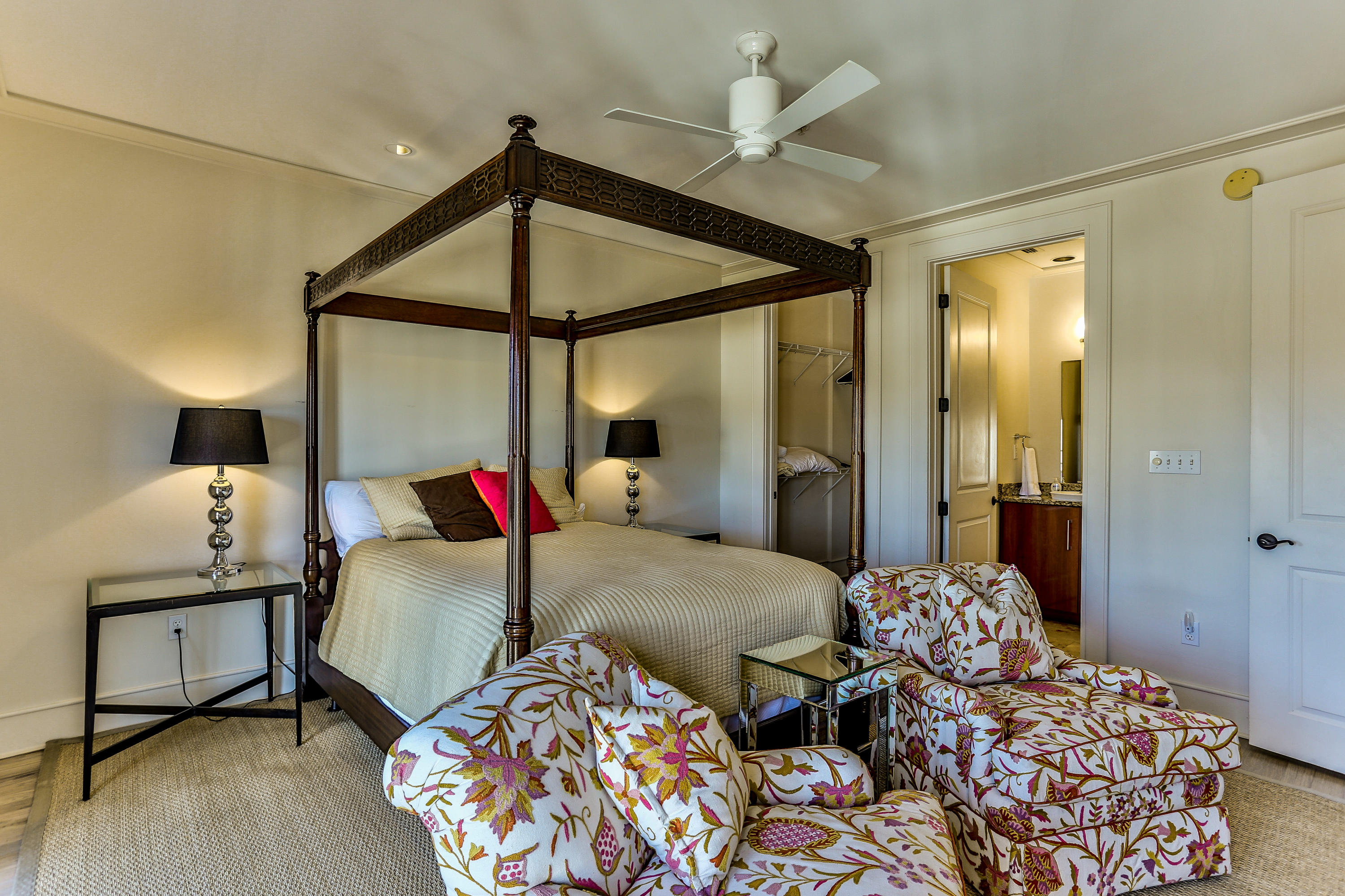 ROSEMARY BEACH, THE MERCADO - Residential