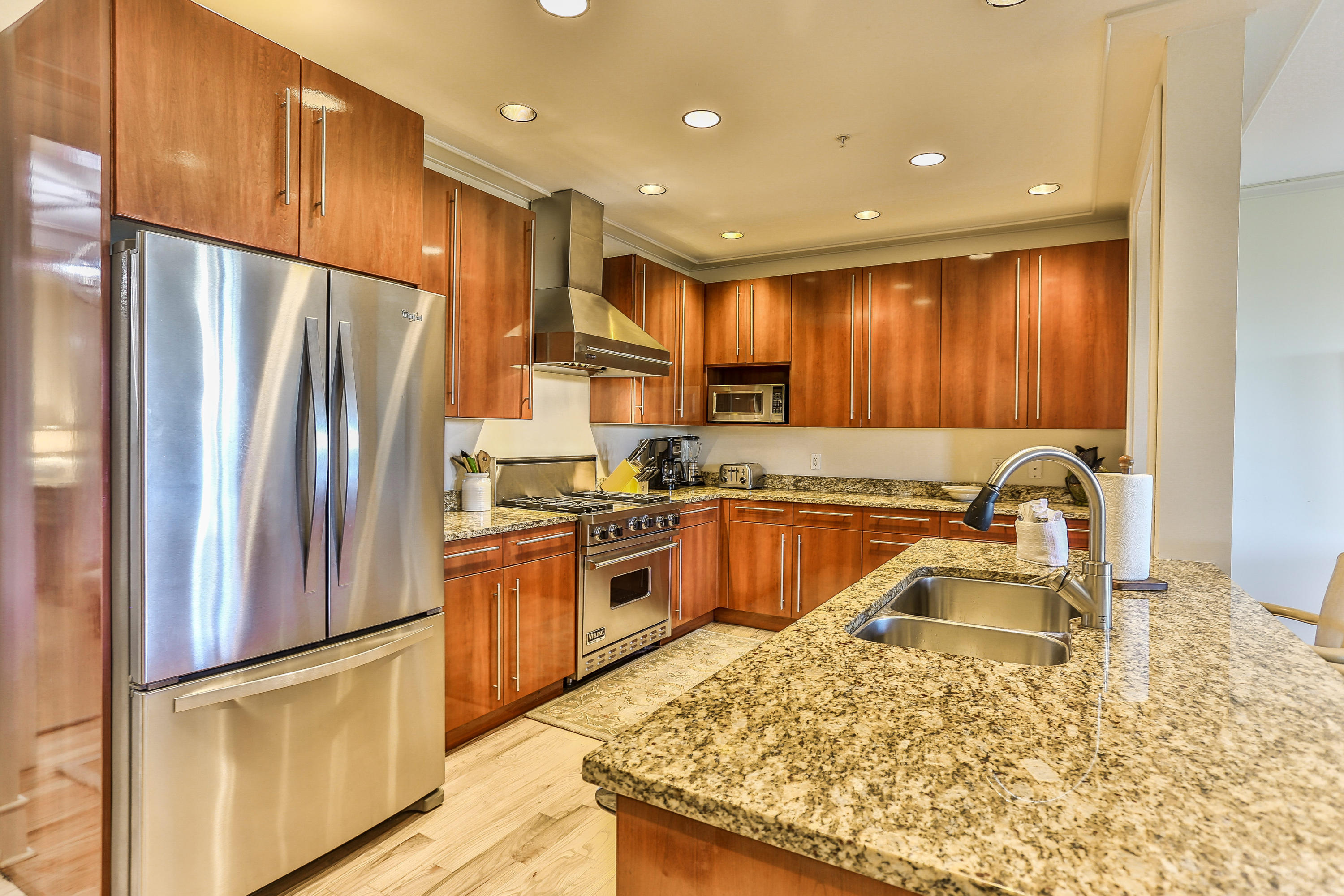 ROSEMARY BEACH, THE MERCADO - Residential