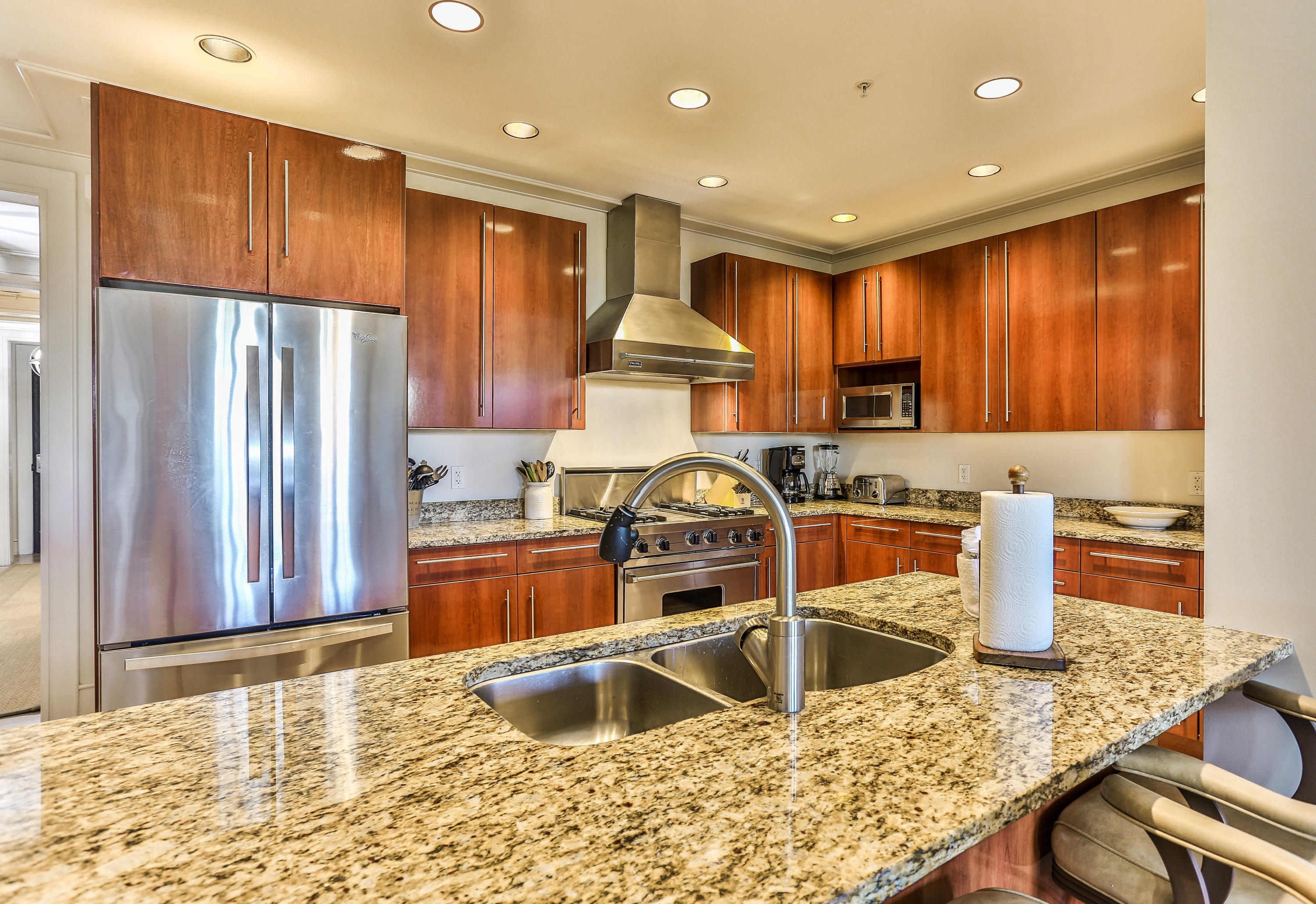 ROSEMARY BEACH, THE MERCADO - Residential