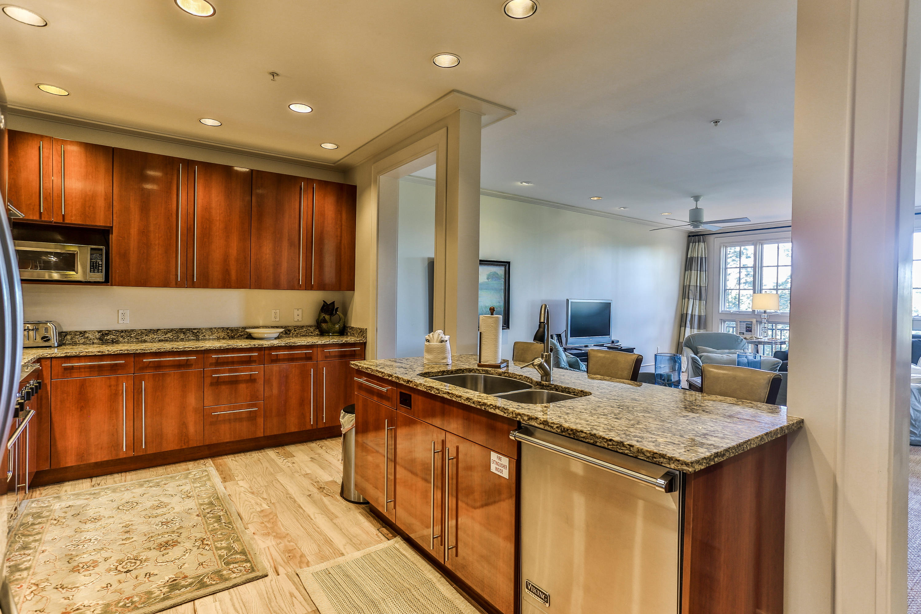 ROSEMARY BEACH, THE MERCADO - Residential