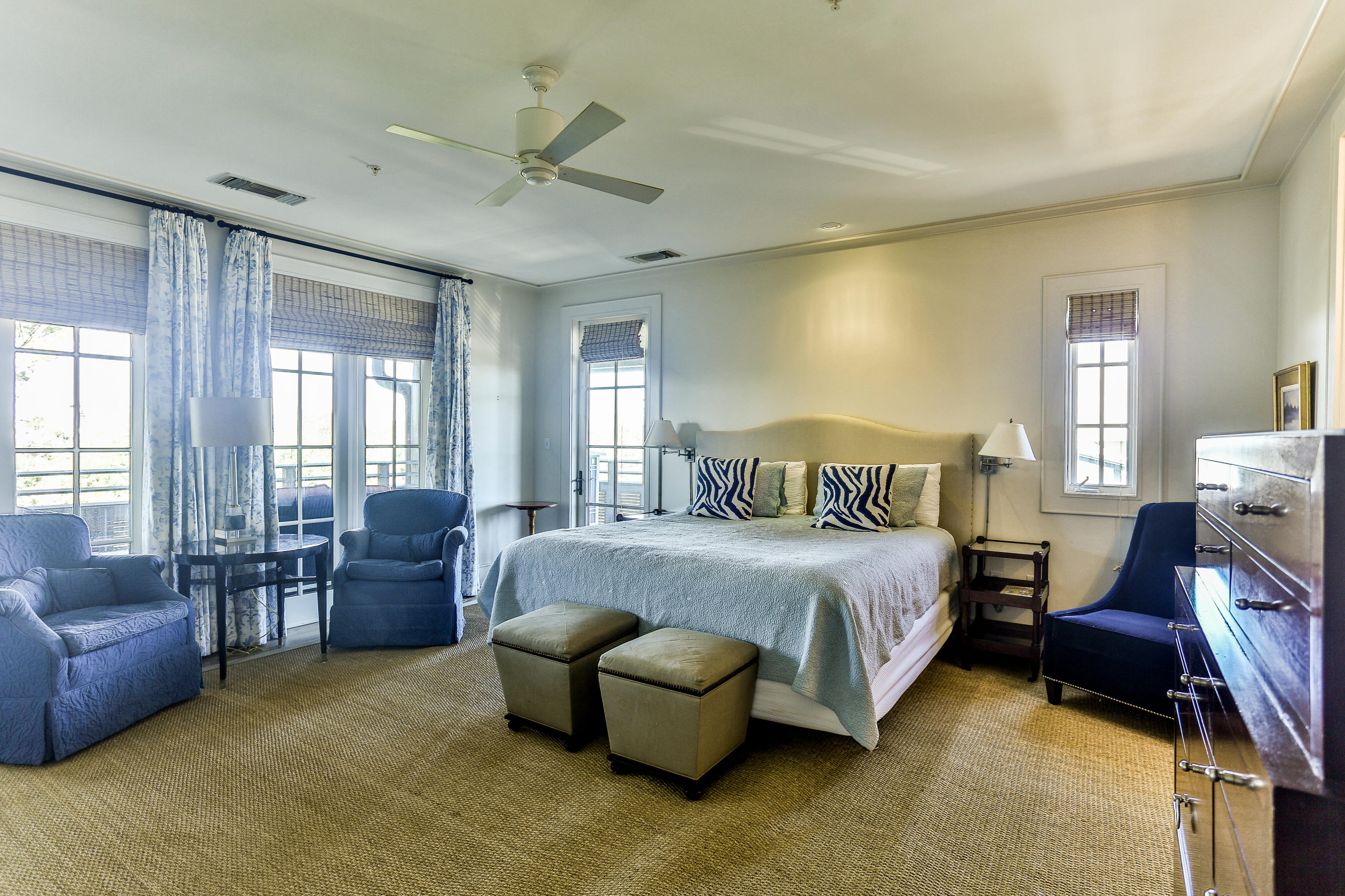 ROSEMARY BEACH, THE MERCADO - Residential