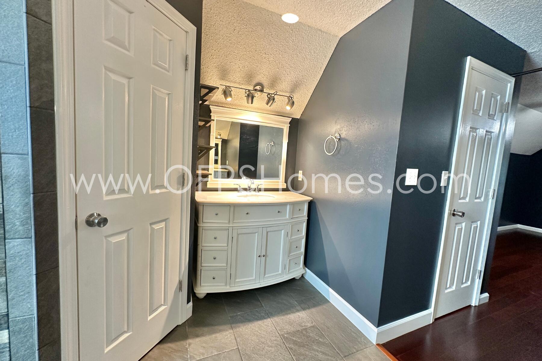 PARK PLACE 5 - Residential Lease