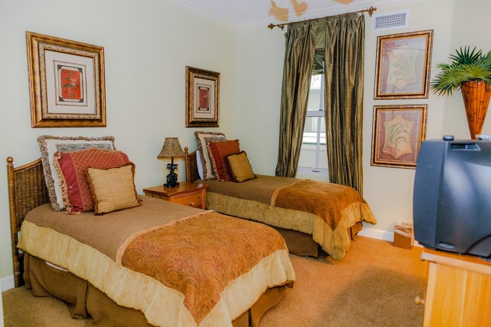 INN AT BLUE MOUNTAIN BEACH - Residential