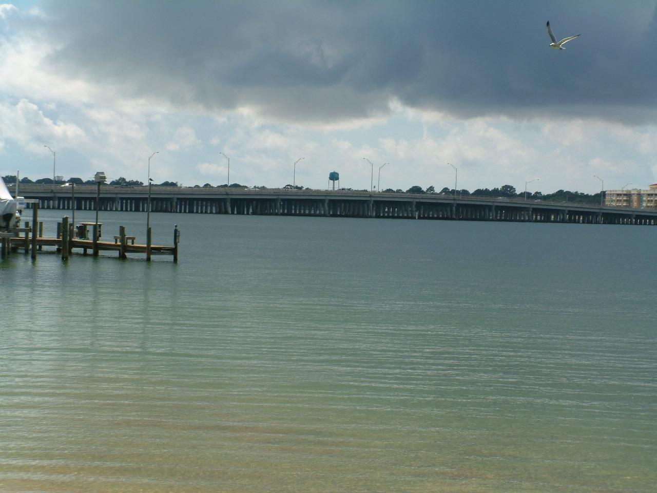 GARNIERS CAY T/H - Residential