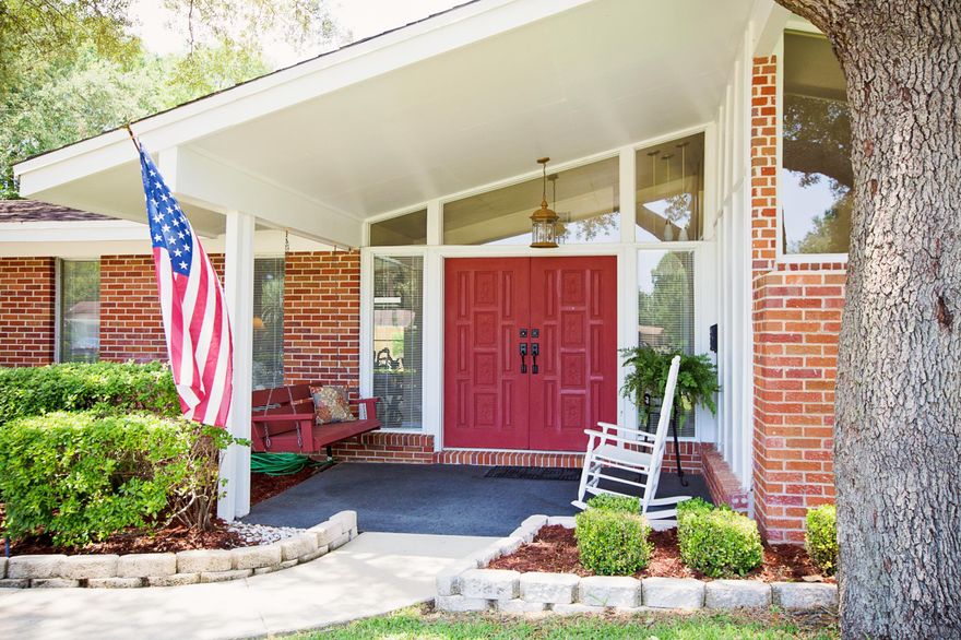Located in the desirable Kenwood area. Large mature trees & sidewalks throughout the neighborhood and walking distance to Kenwood elementary. Very well cared for home and updated throughout. Lovely intricate details that make this home very unique. The floor plan is perfect for entertaining, with a formal dining room immediately off the foyer, a large cozy den with fireplace, a formal living room and very accessible open kitchen with large breakfast bar. The kitchen has several hidden features, such as, a pull down cook book/recipe holder, a lazy Susan in the corner cabinet and pull out shelving for easy access.Tons of great natural light. The spacious den is set up to entertain! It has a wet bar with room for a small refrigerator. Custom shelving system with lighted cabinet and lovely brick fireplace. The formal dining room has a large sliding glass door that leads onto a side courtyard. The Master suite even has its very own courtyard located off the bathroom. Bedrooms have large closets with solid wood shelving as well does the linen closets. From the screened porch, you are led out to the fully landscaped pool area. Notice the lovely water feature and freshly painted concrete. (Note: The concrete stays cool to the touch even during summer due to special paint-per the owner) Pool is 26,000 gallons and has had new pump/liner within the past few years. All appliances in the home are safe under a home warranty. The bathrooms have undergone renovation with new countertops, new fixtures, fresh paint and have stunning tile floors. There is even covered boat/ trailer parking on the left side and a nice workshop in the backyard. Termite bond and Home warranty in place! This home has so much to offer! Don't let this get away! 