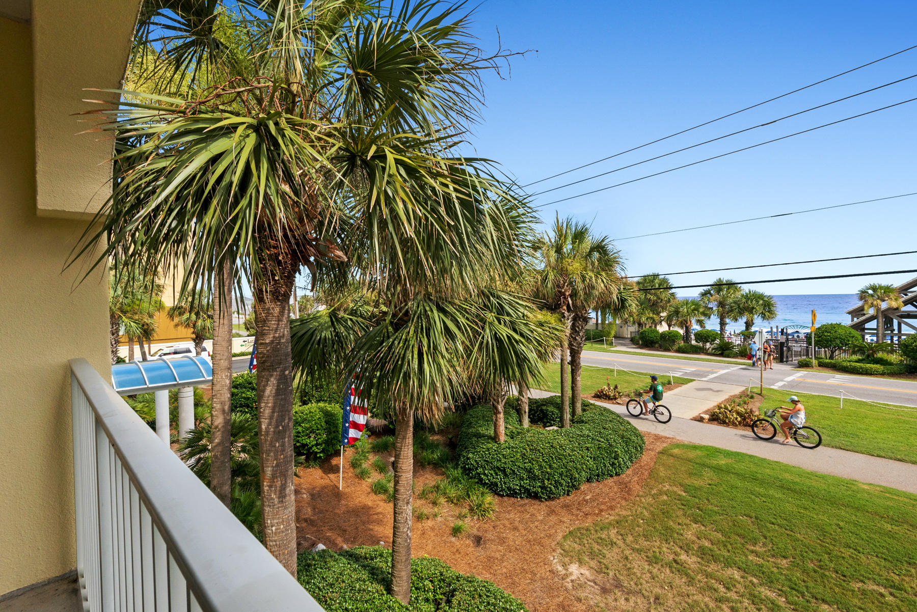 LEEWARD KEY - Residential