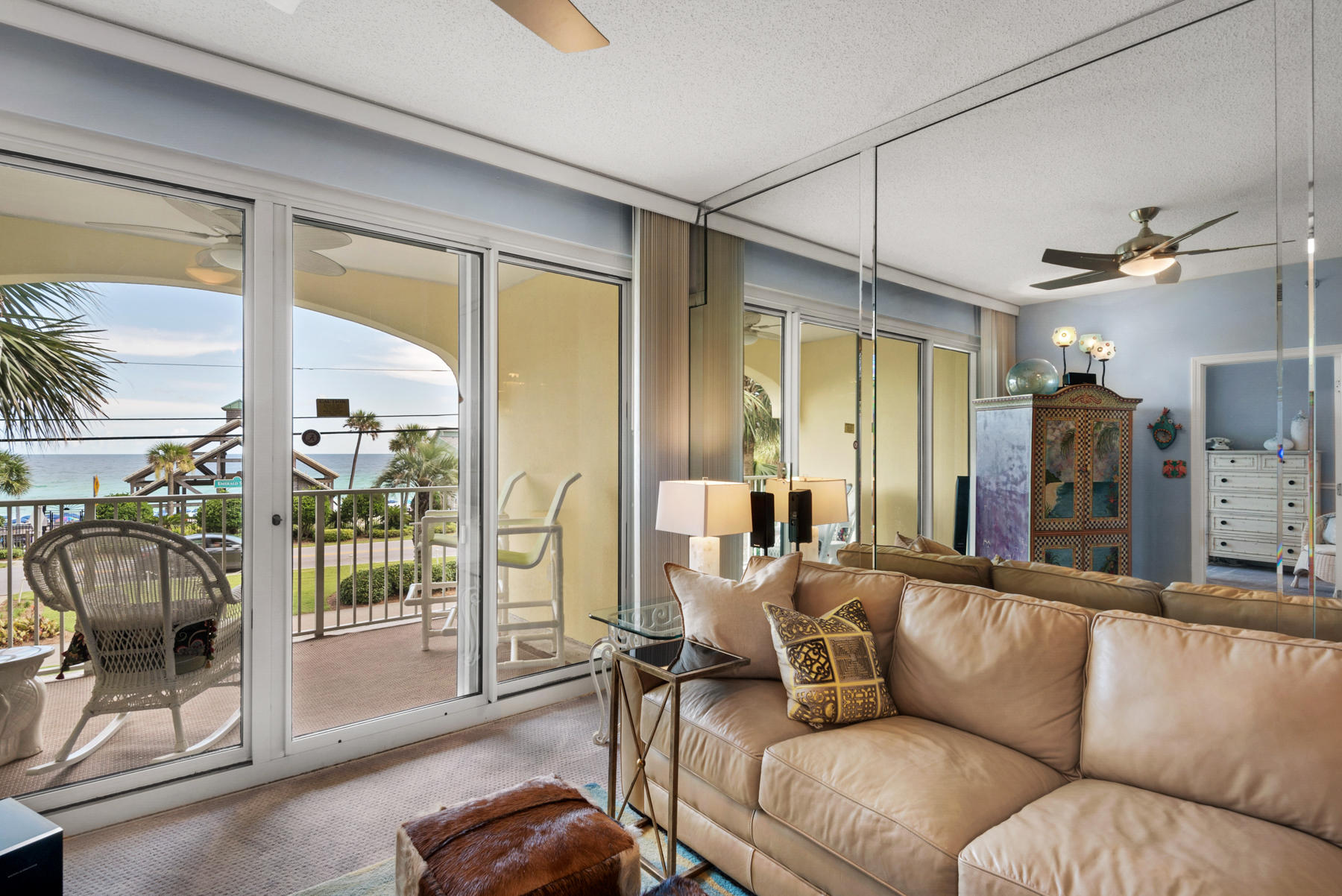 LEEWARD KEY - Residential