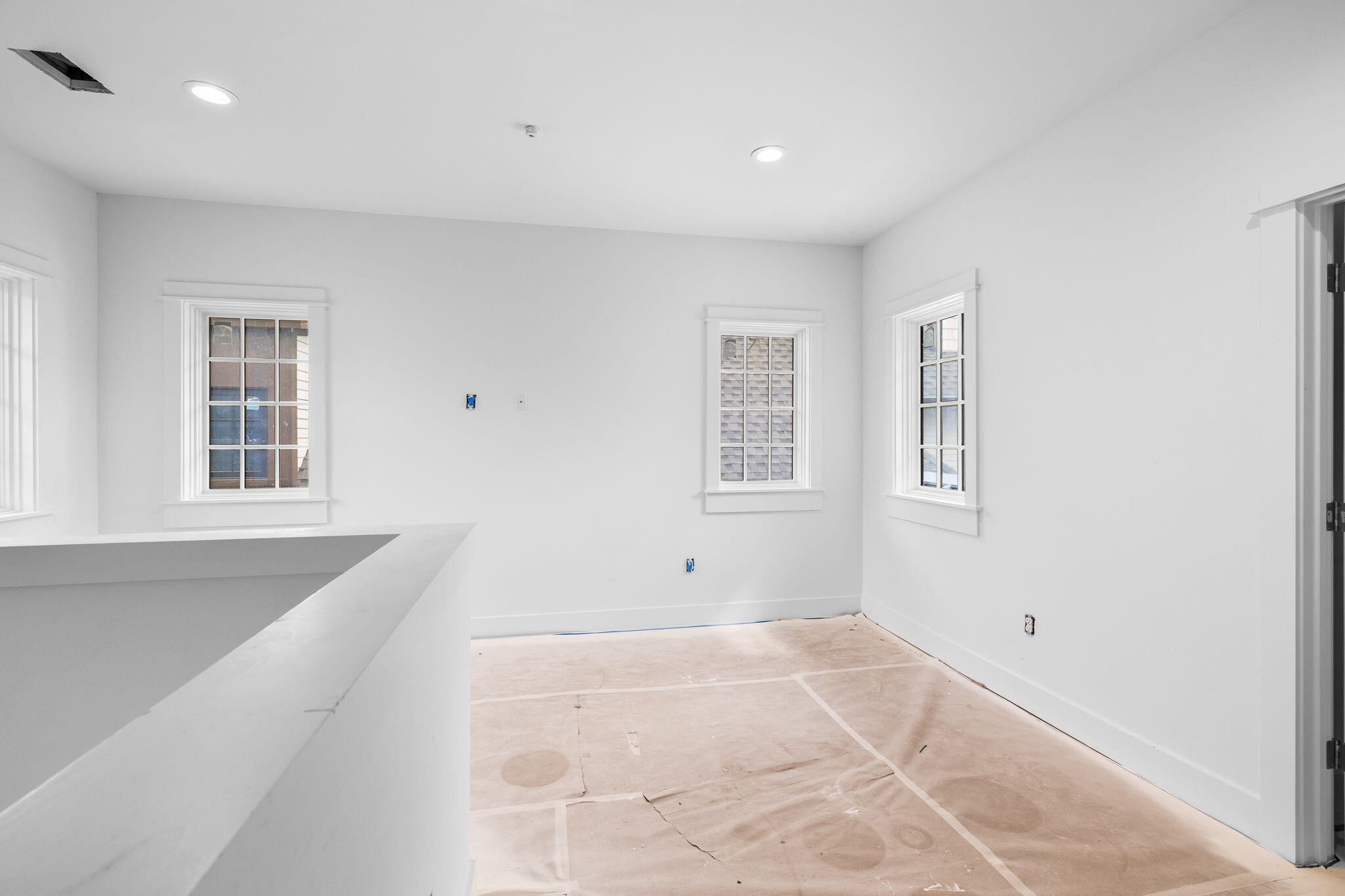 WILD HERON - Residential