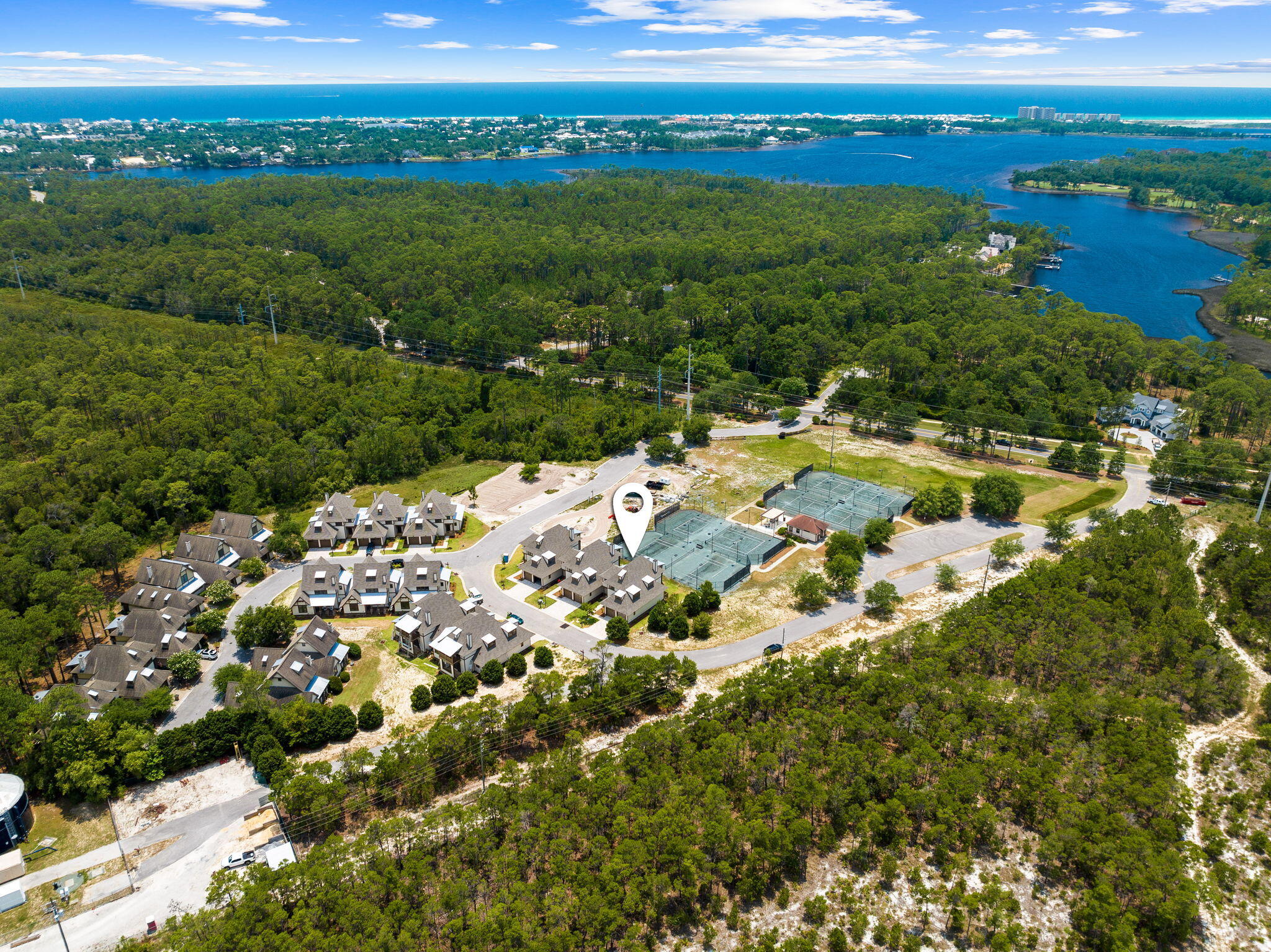WILD HERON - Residential