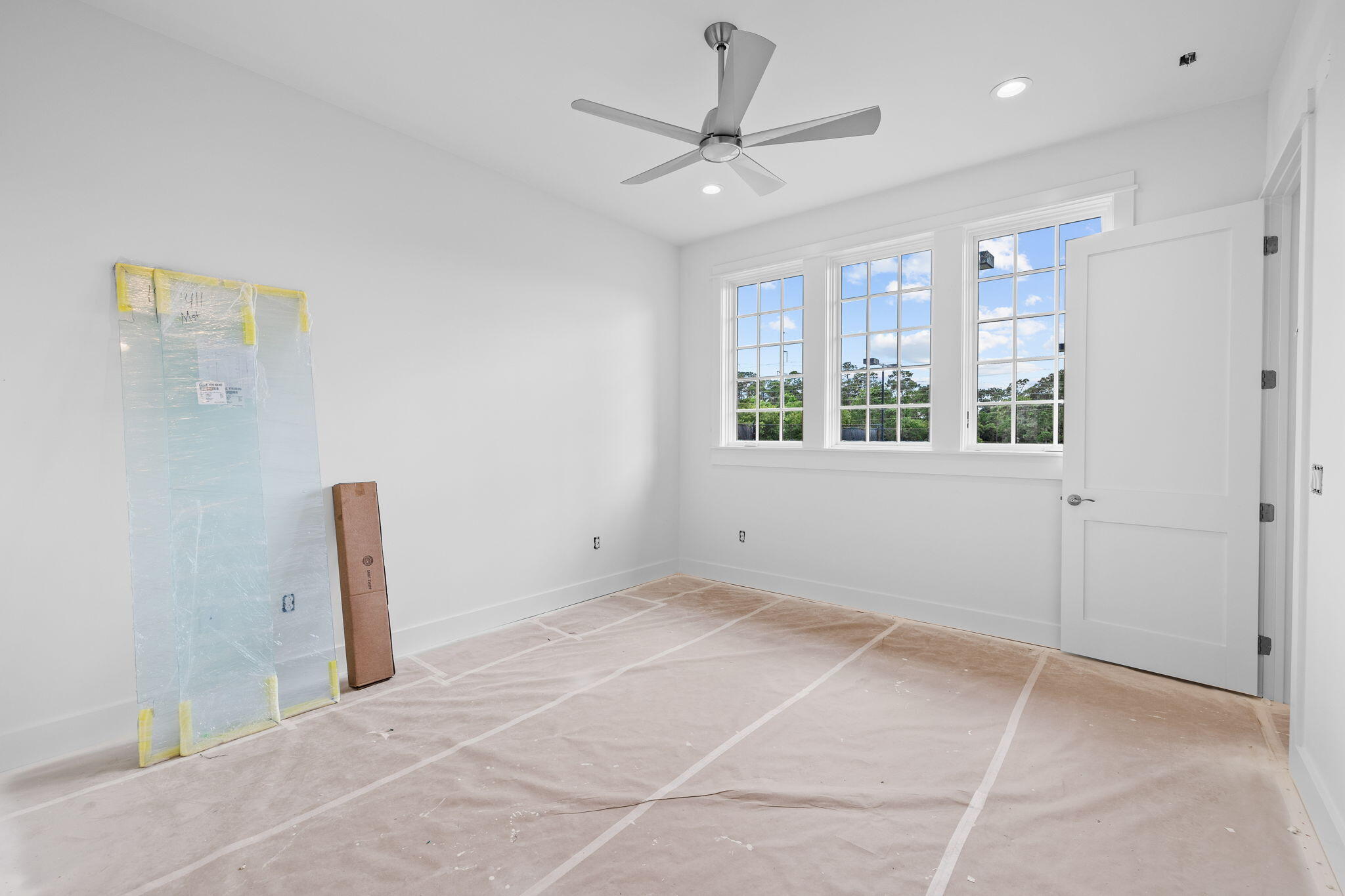 WILD HERON - Residential