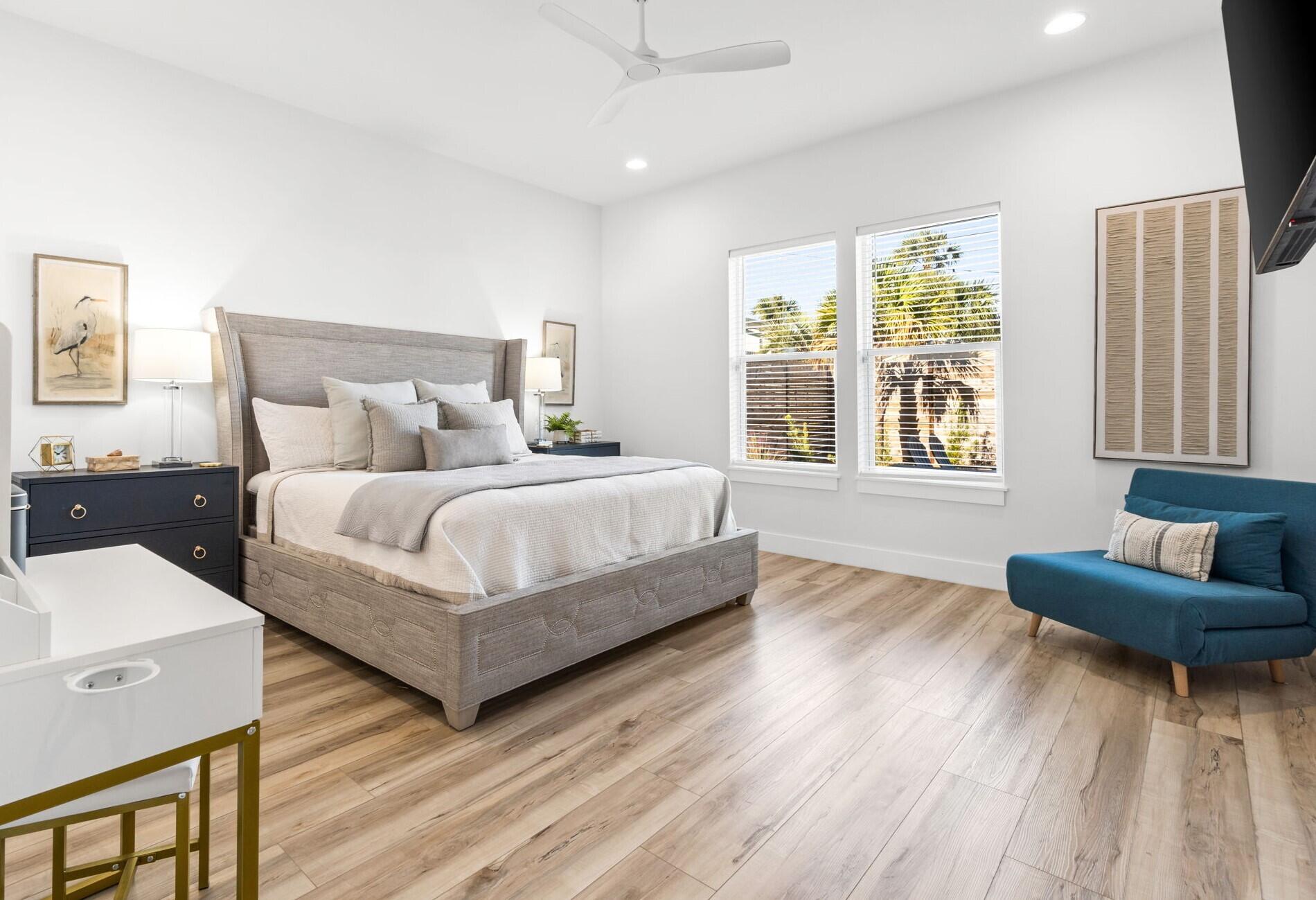 HOLIDAY BEACH UNIT 12 - Residential