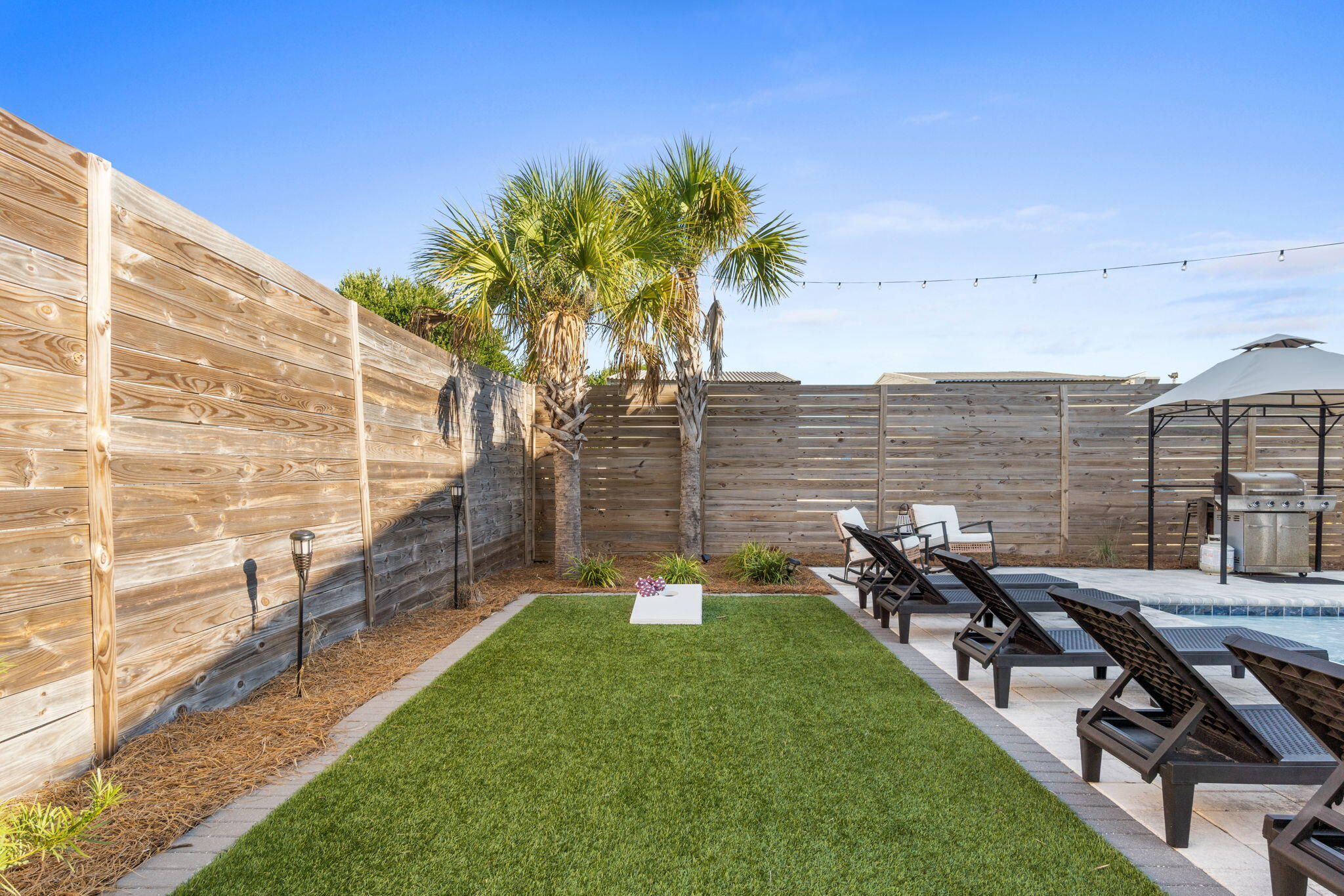 HOLIDAY BEACH UNIT 12 - Residential