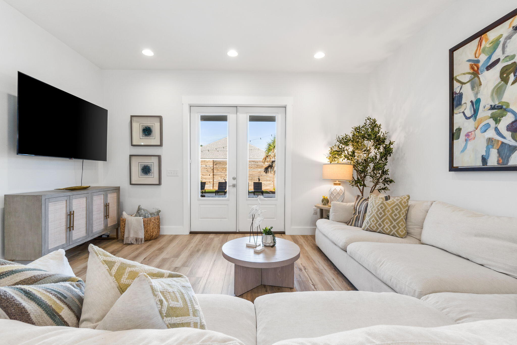 HOLIDAY BEACH UNIT 12 - Residential
