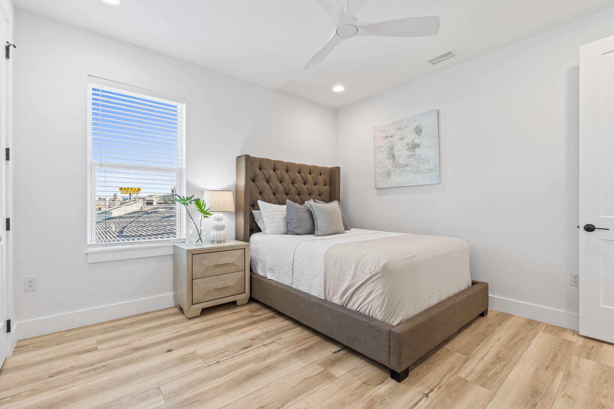 HOLIDAY BEACH UNIT 12 - Residential