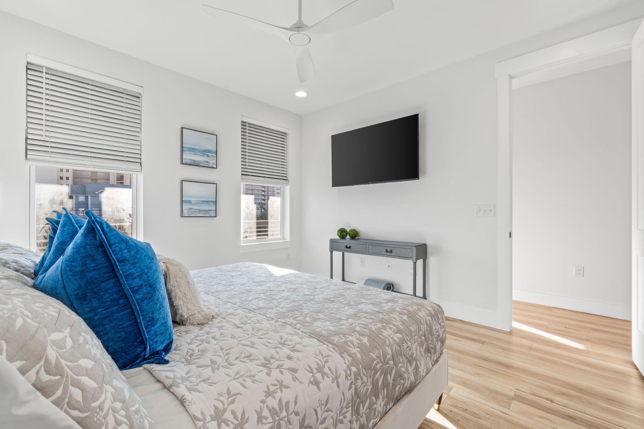 HOLIDAY BEACH UNIT 12 - Residential
