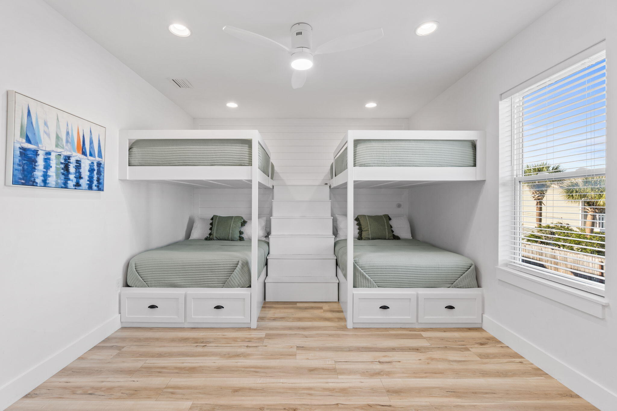 HOLIDAY BEACH UNIT 12 - Residential