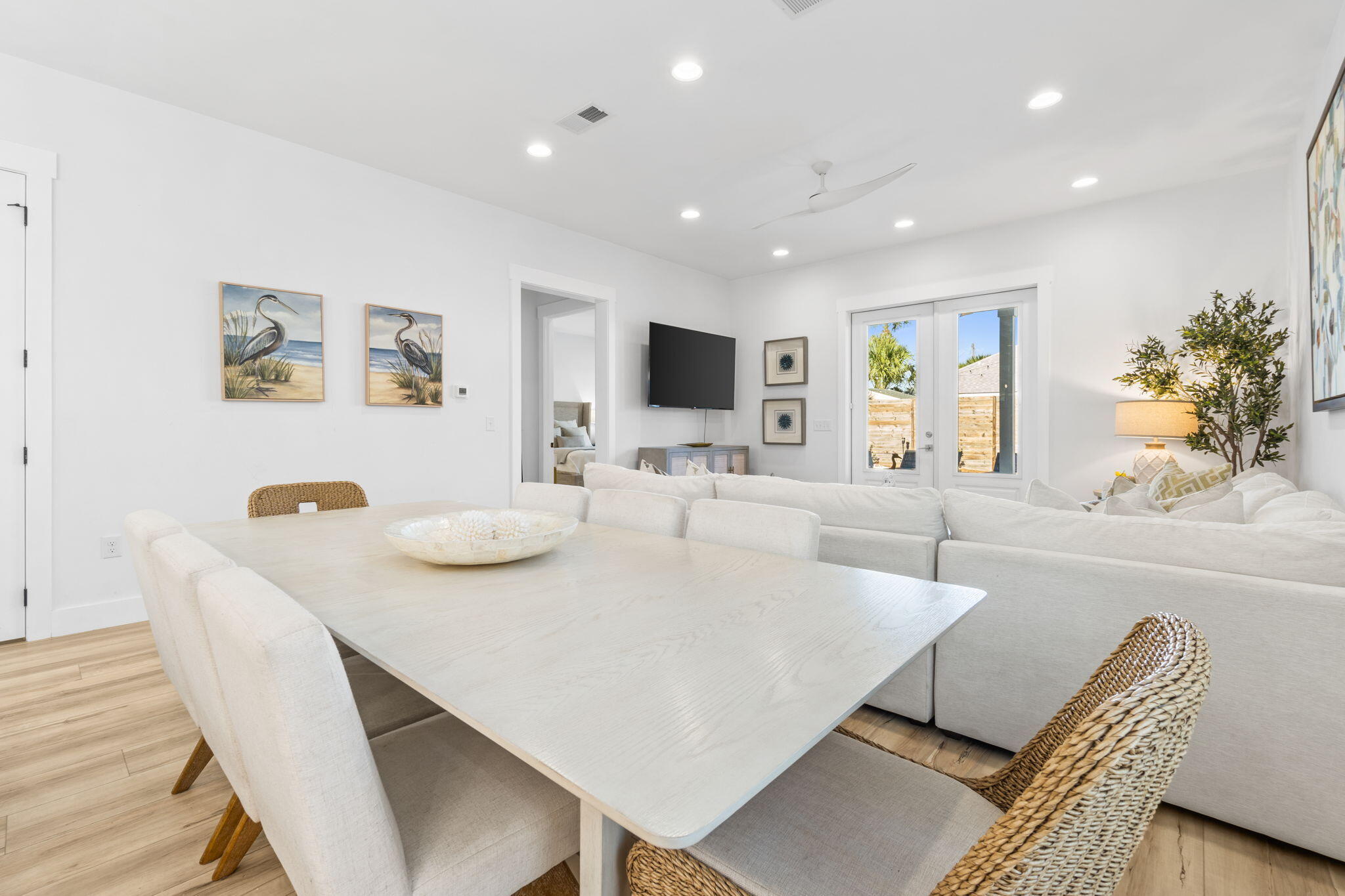 HOLIDAY BEACH UNIT 12 - Residential
