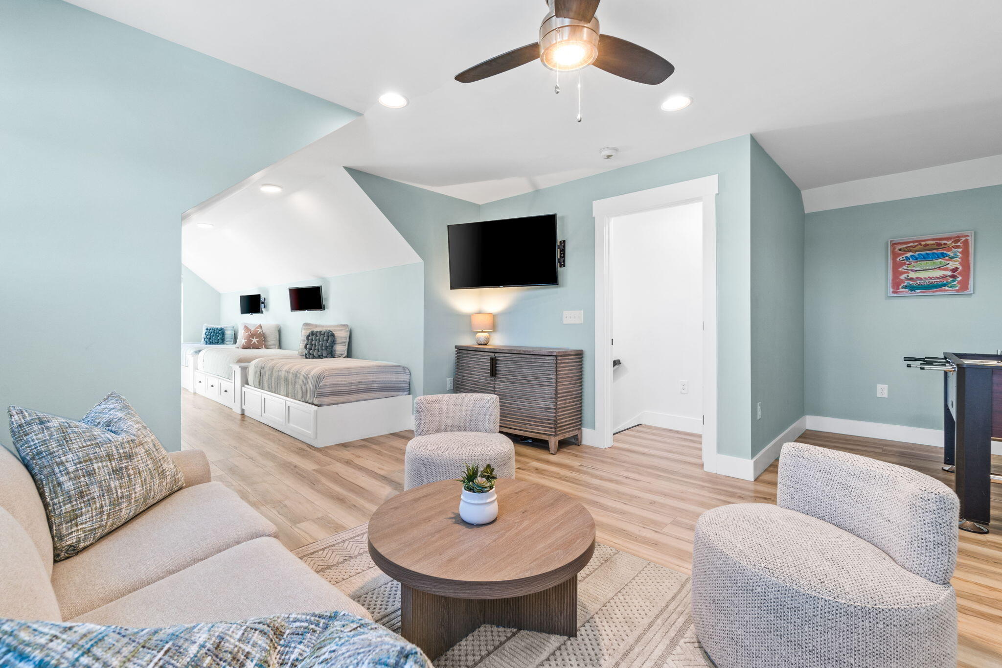 HOLIDAY BEACH UNIT 12 - Residential