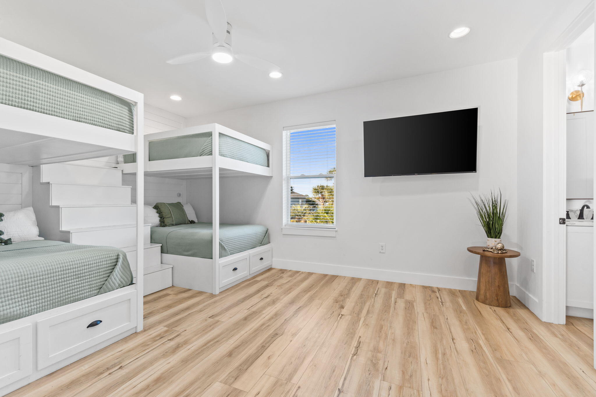 HOLIDAY BEACH UNIT 12 - Residential
