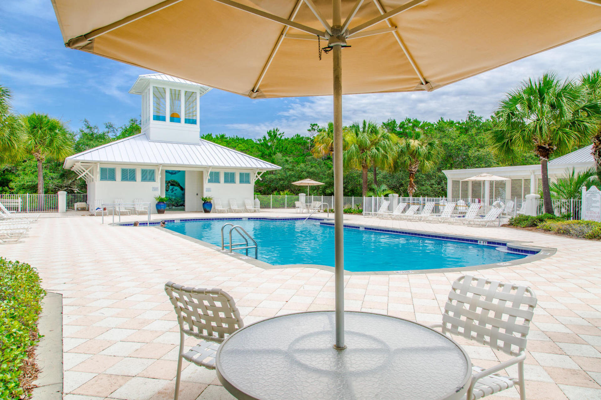 Carillon Beach Inn - Residential