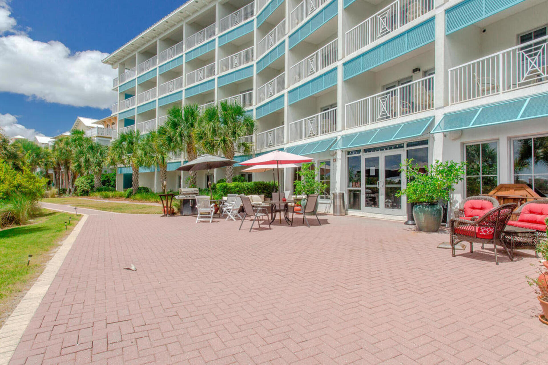 Carillon Beach Inn - Residential