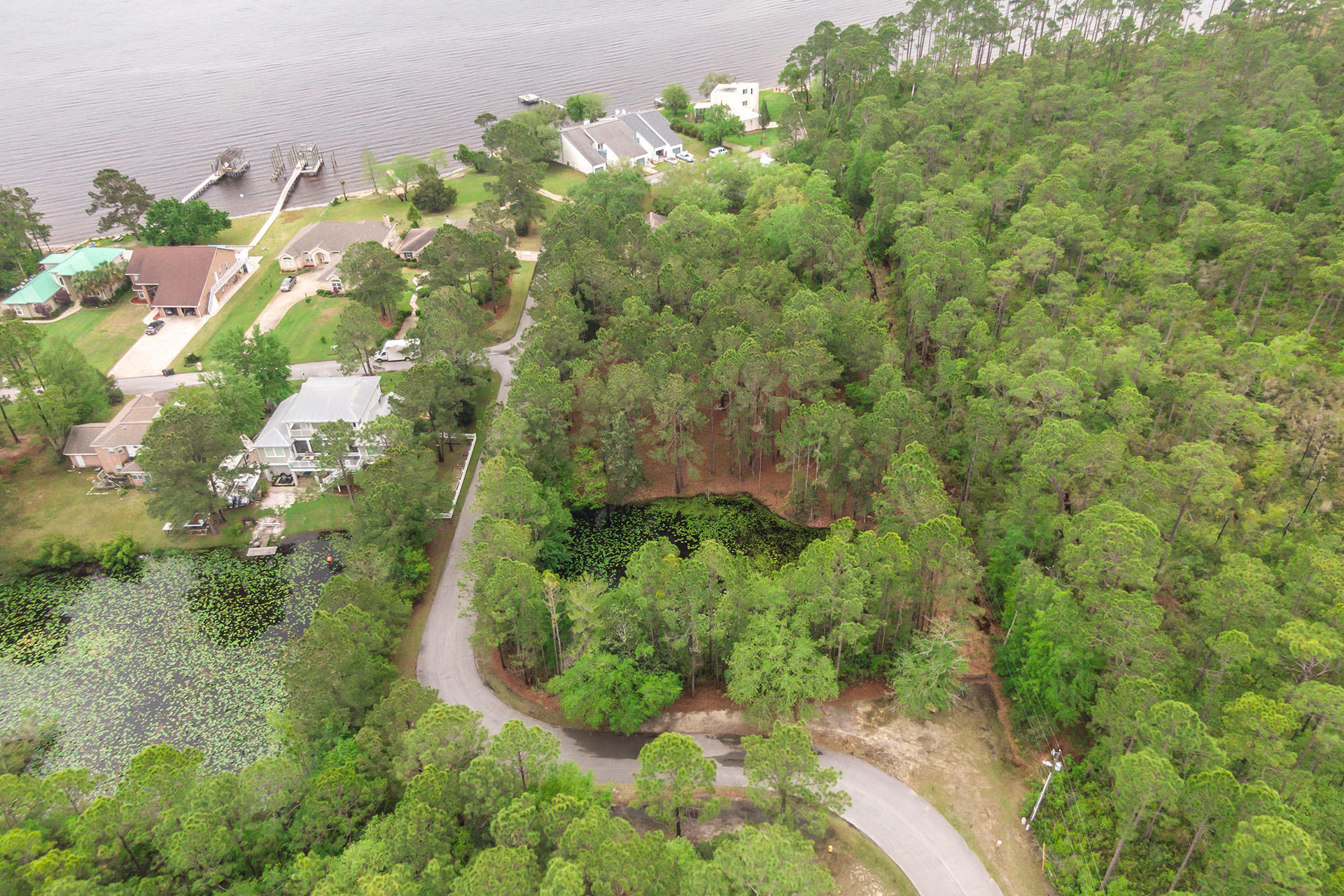 DOLPHIN COVE ESTATES - Land