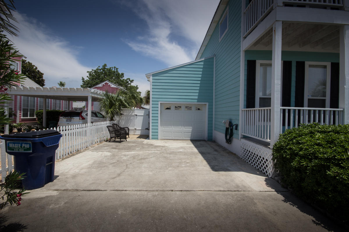 NORTH BID-A-WEE BEACH - Residential