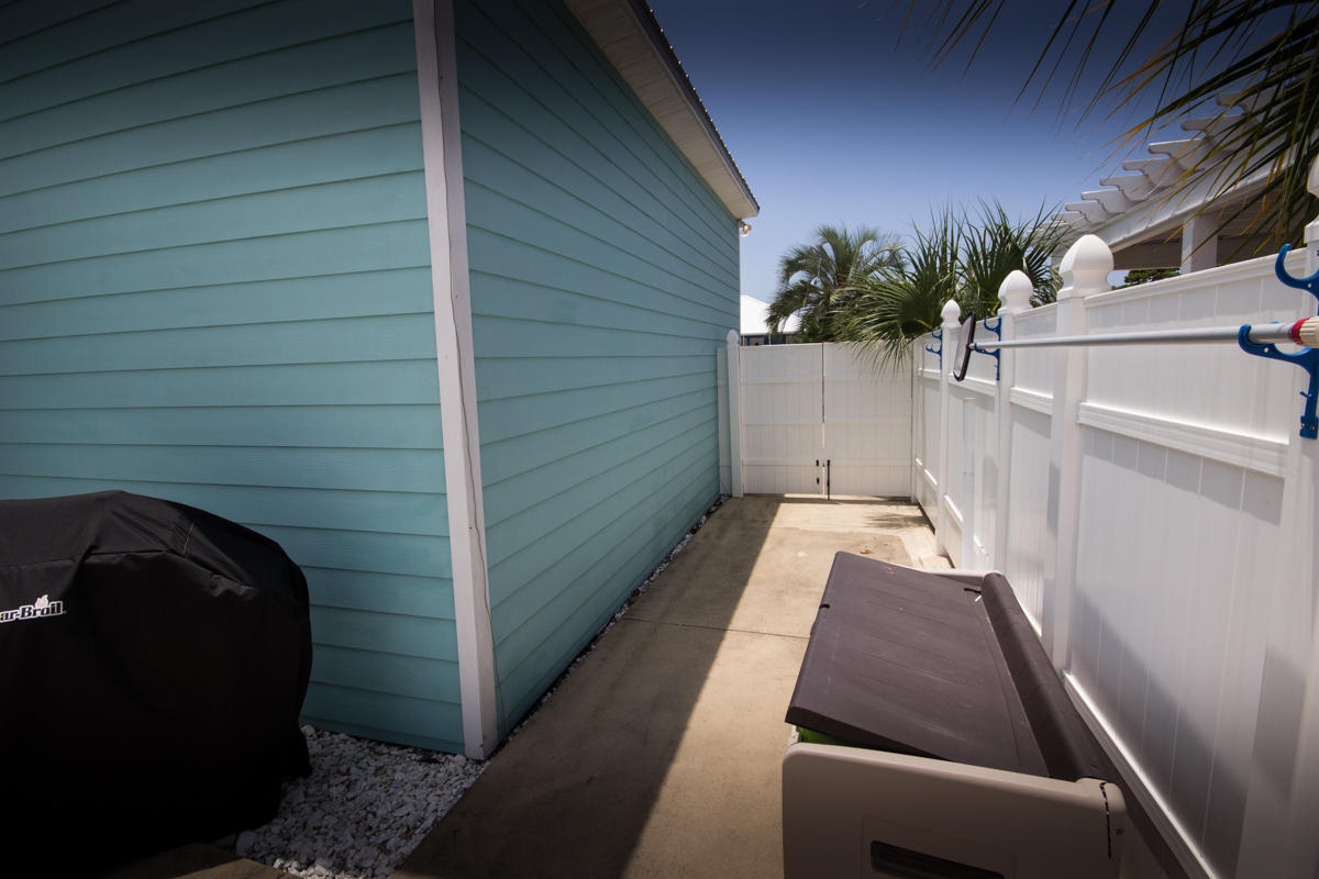 NORTH BID-A-WEE BEACH - Residential