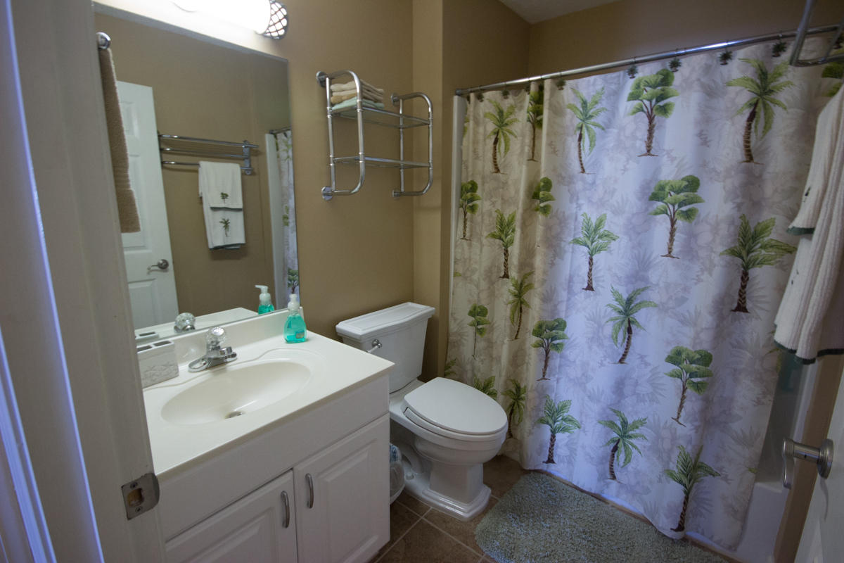 NORTH BID-A-WEE BEACH - Residential