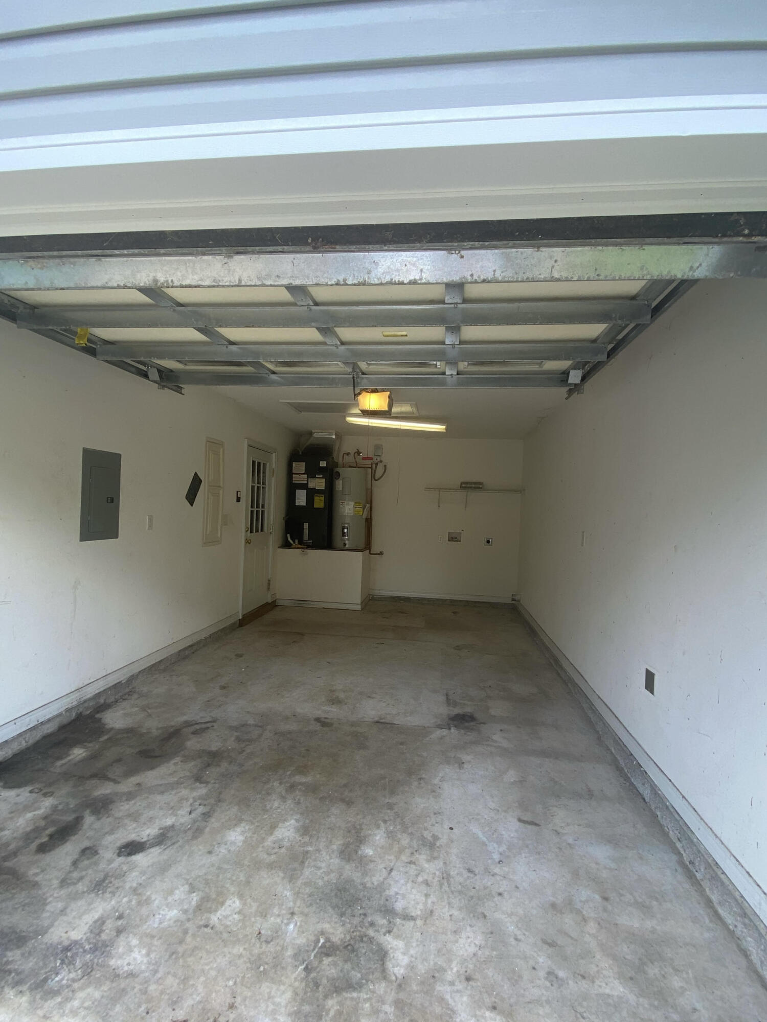 GARDEN CITY - Residential