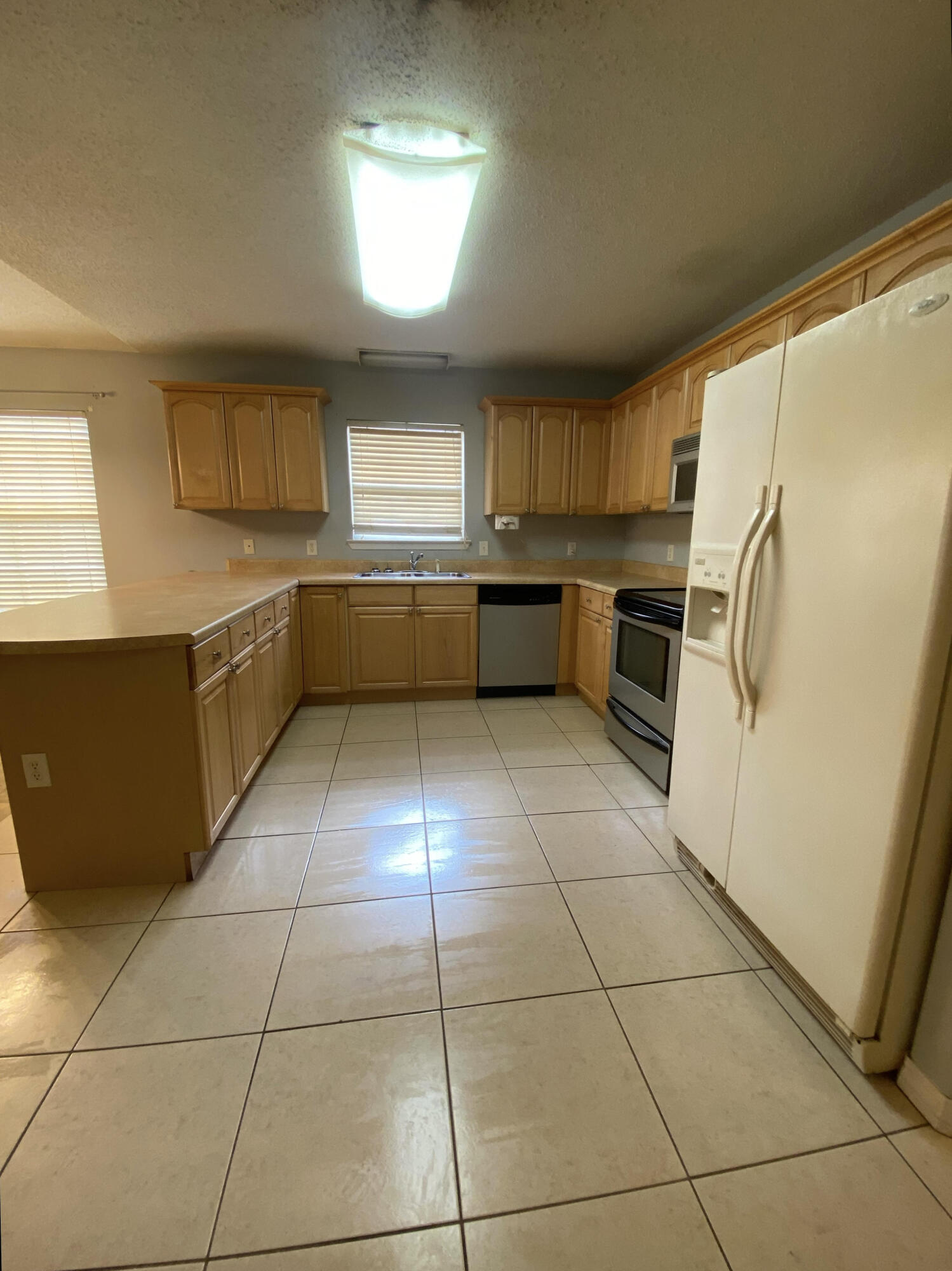 GARDEN CITY - Residential