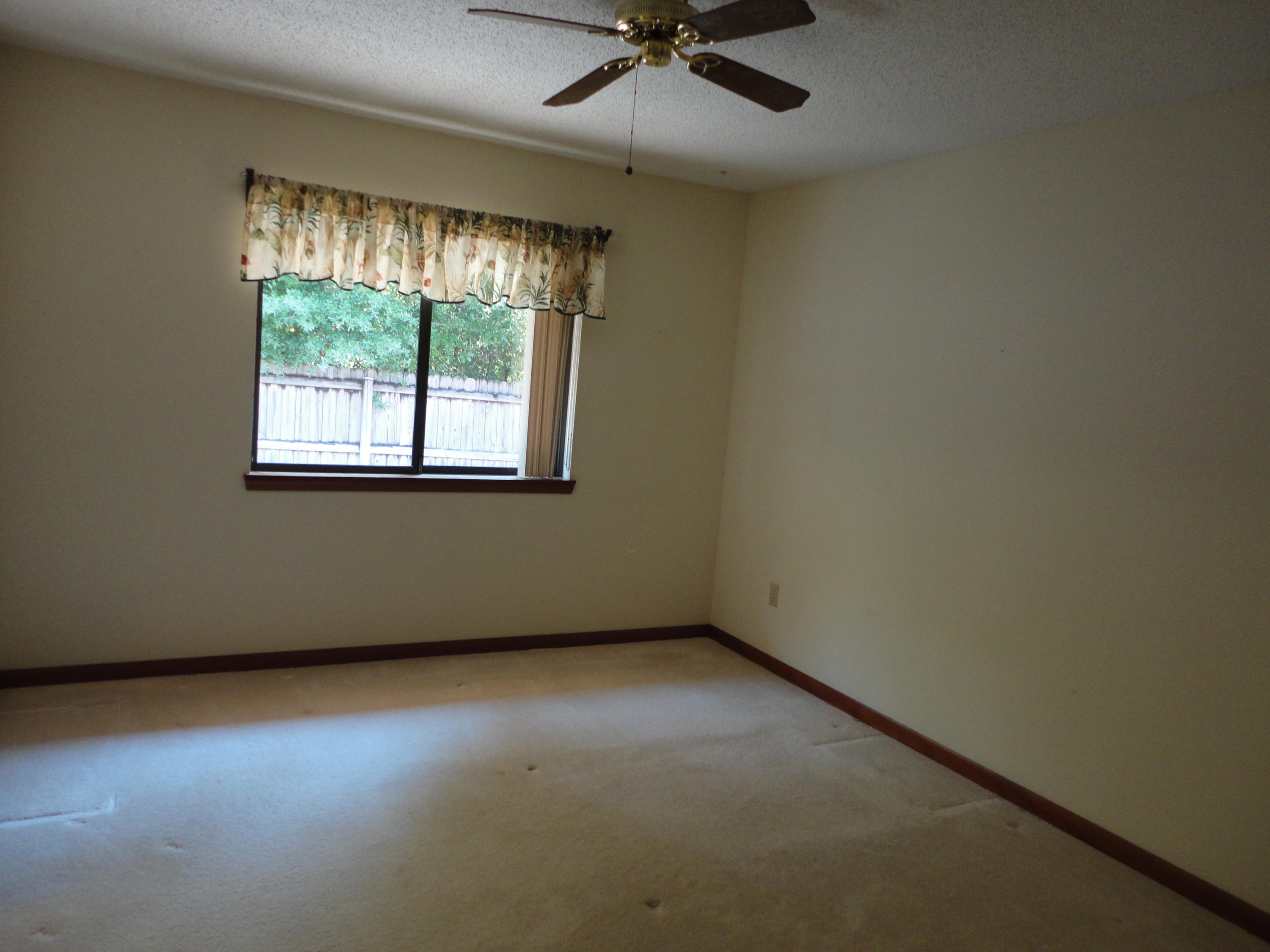 CEDAR RIDGE - Residential