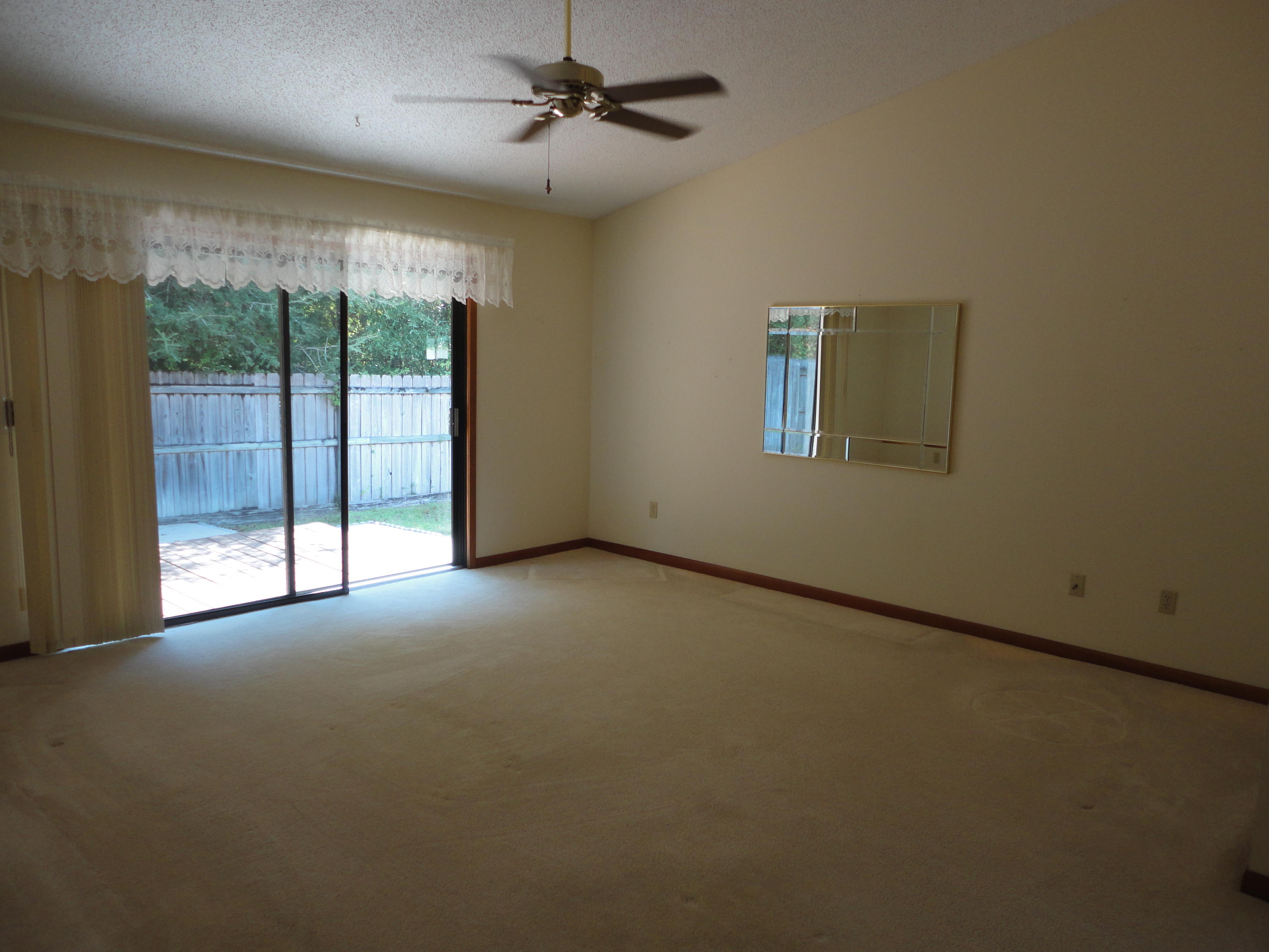 CEDAR RIDGE - Residential