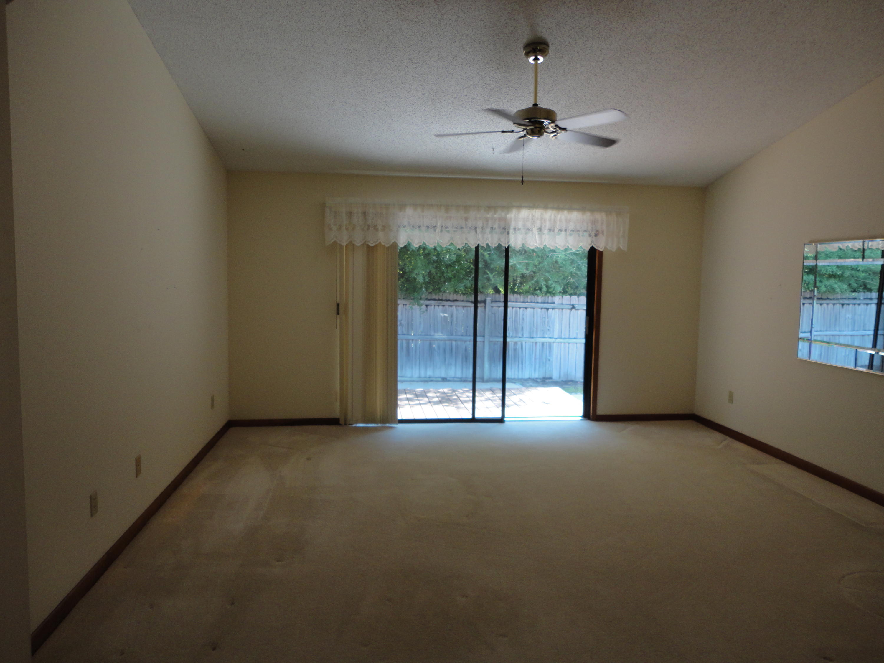 CEDAR RIDGE - Residential