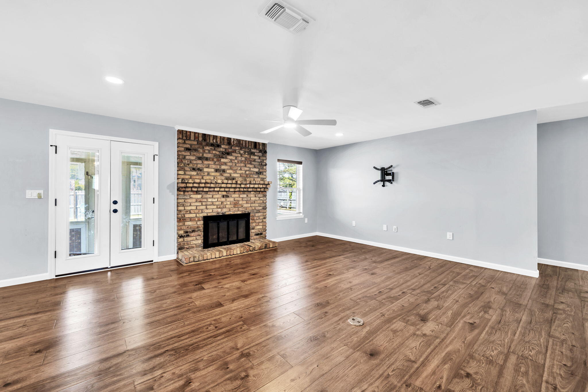 PALM ESTATES UNIT 4 - Residential