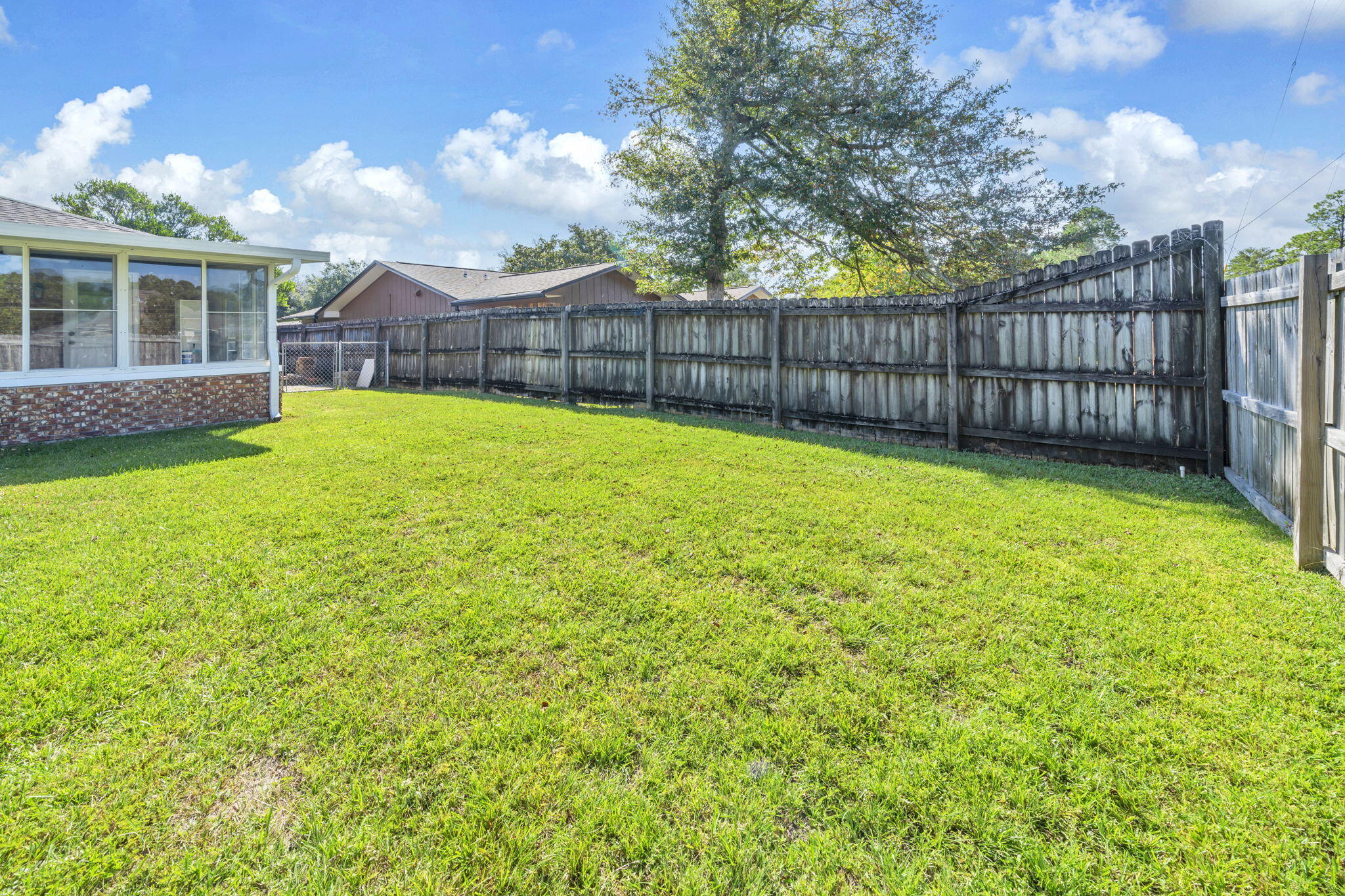 PALM ESTATES UNIT 4 - Residential