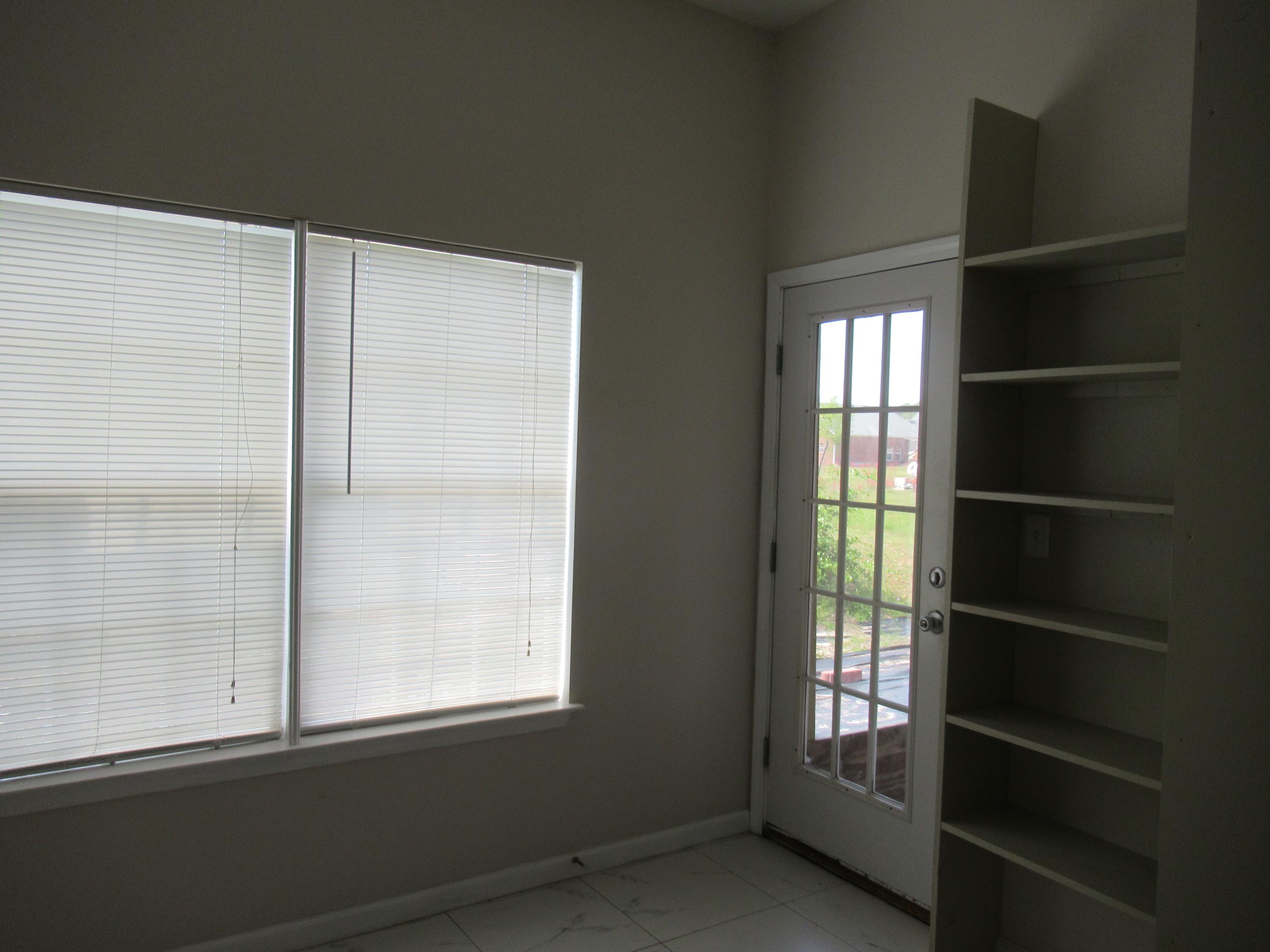 BRANDON OAKS 2ND ADD - Residential