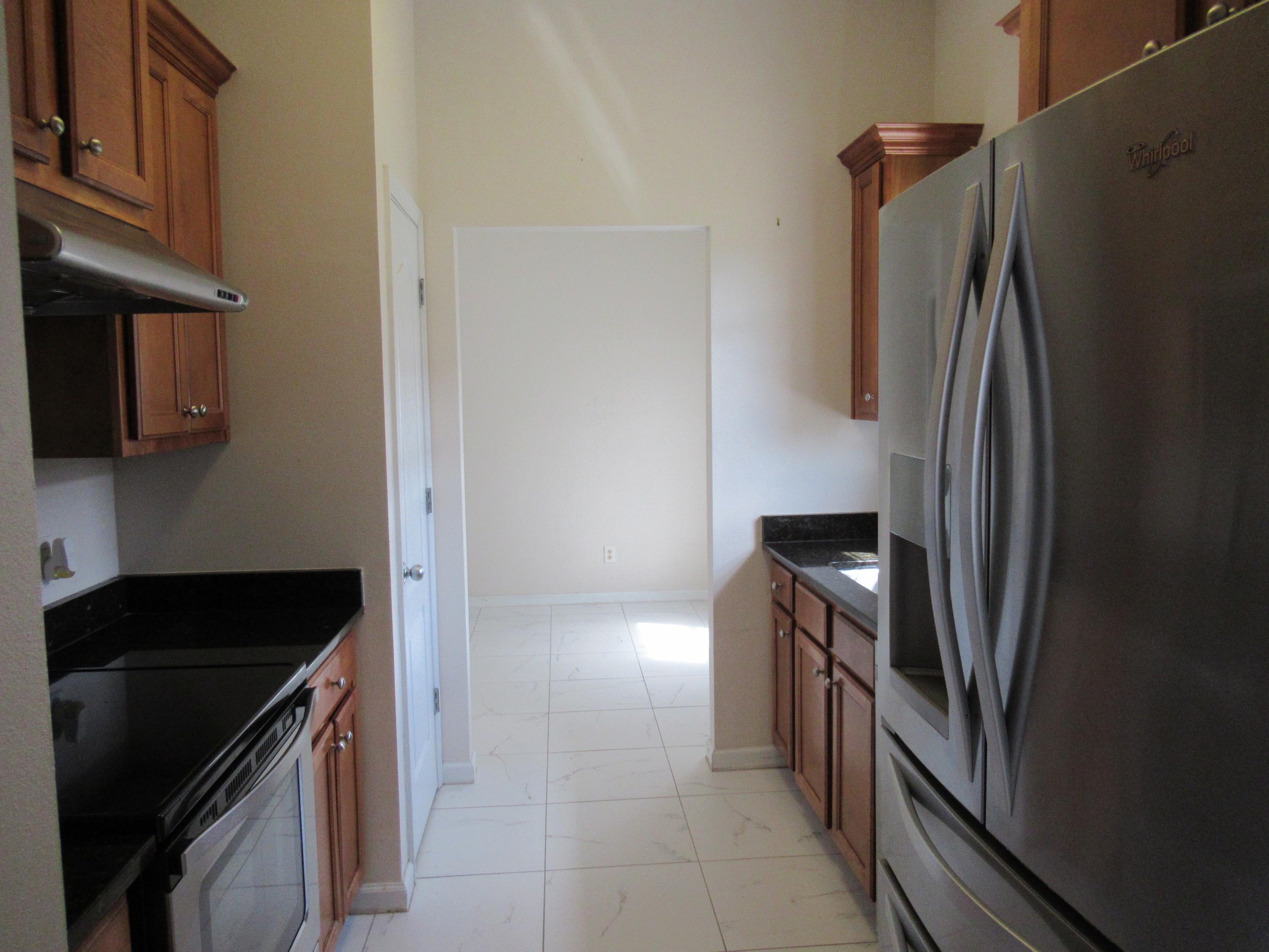 BRANDON OAKS 2ND ADD - Residential