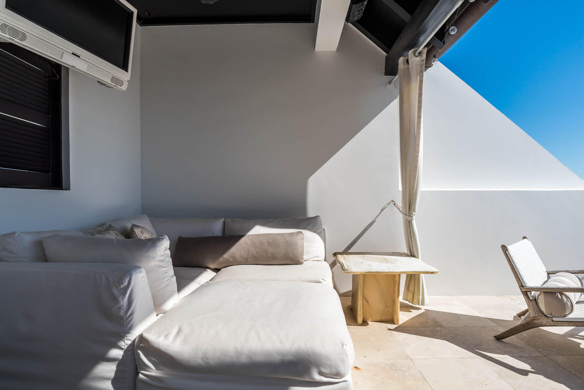 ALYS BEACH - Residential