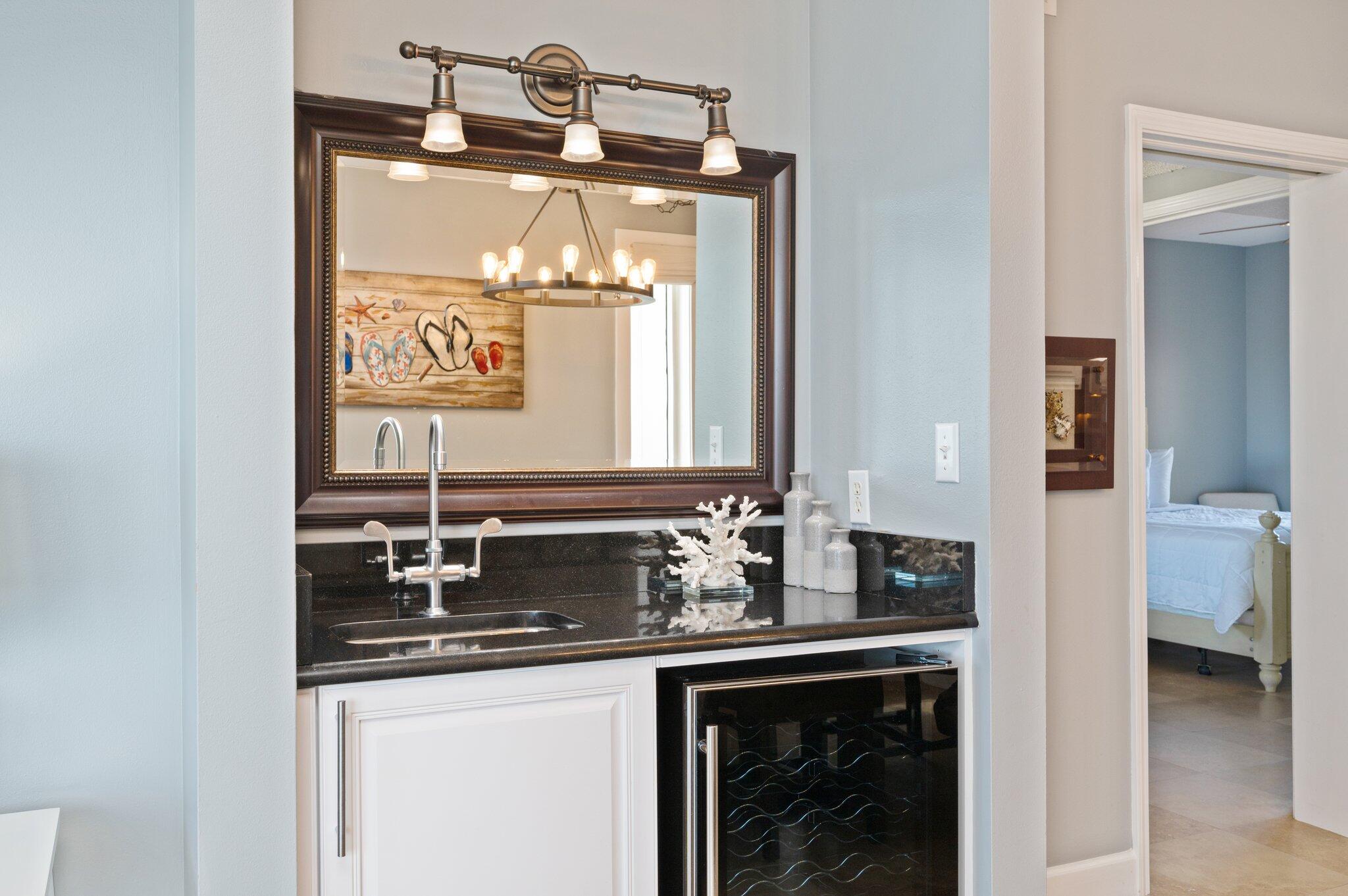 JADE EAST TOWERS CONDO - Residential
