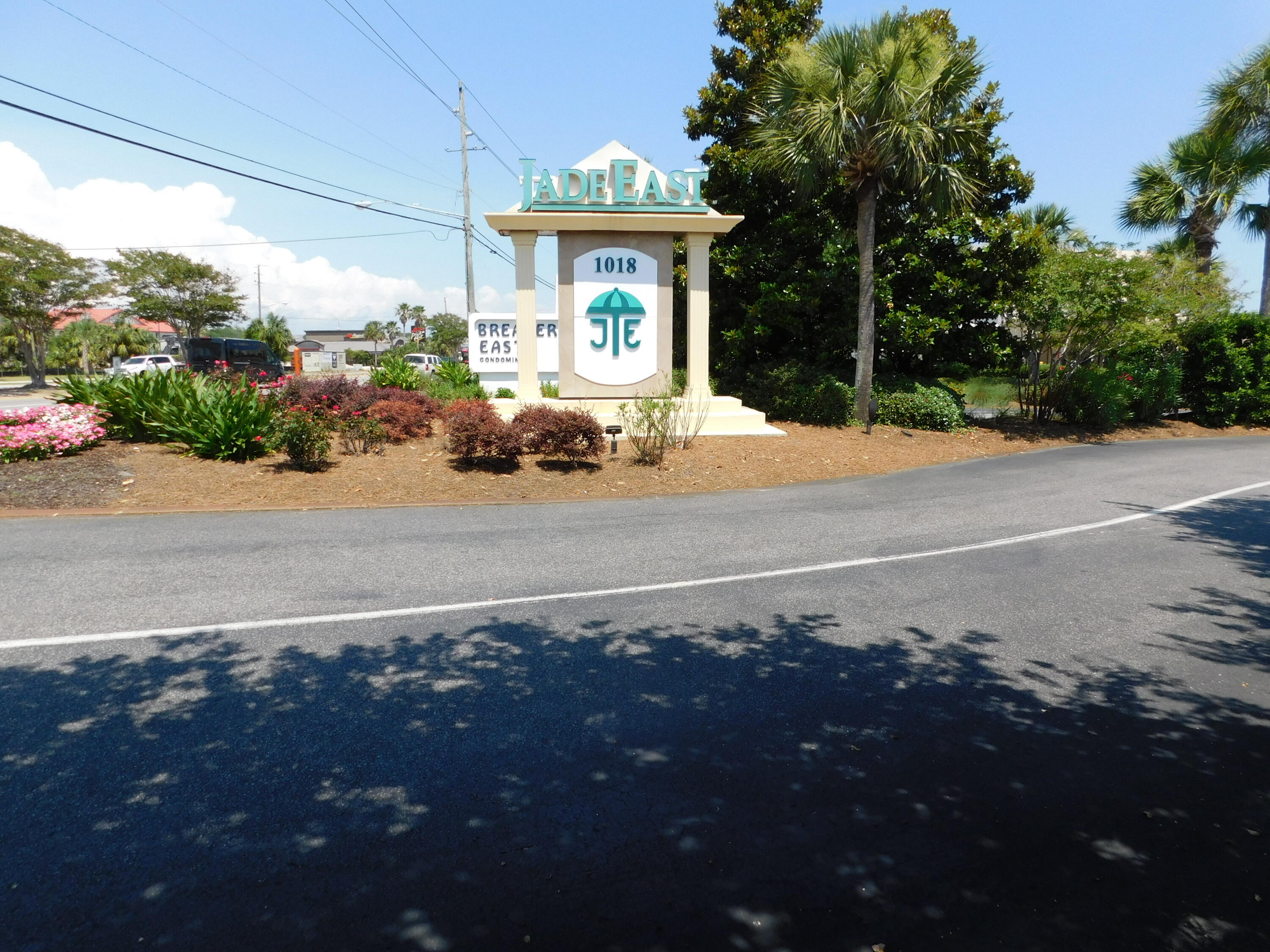 JADE EAST TOWERS CONDO - Residential