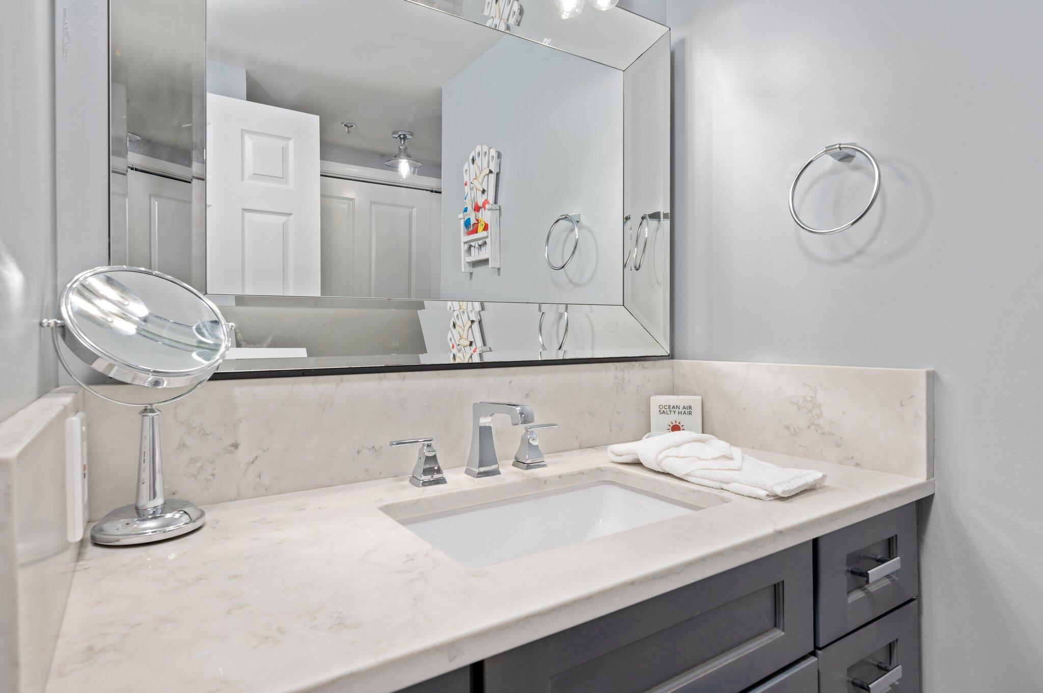 JADE EAST TOWERS CONDO - Residential