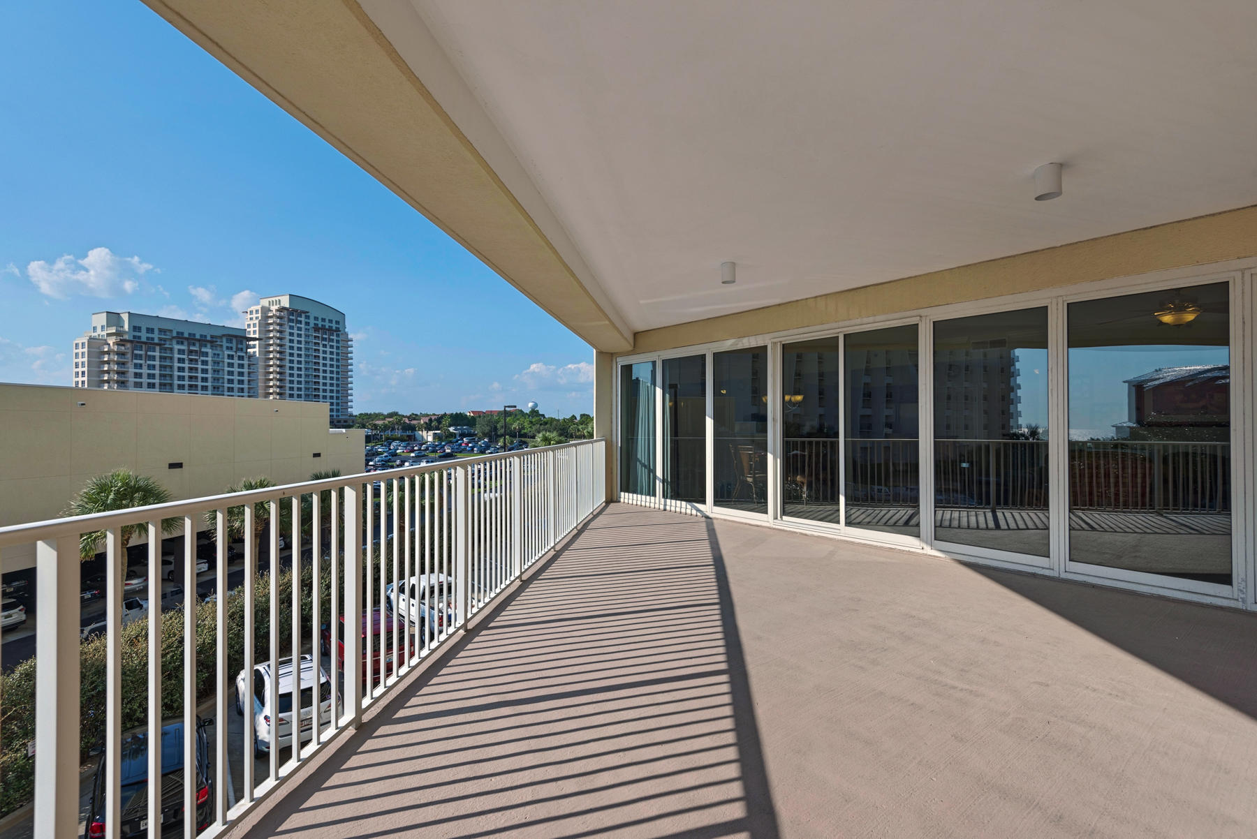 TIDES AT TOPS'L - Residential