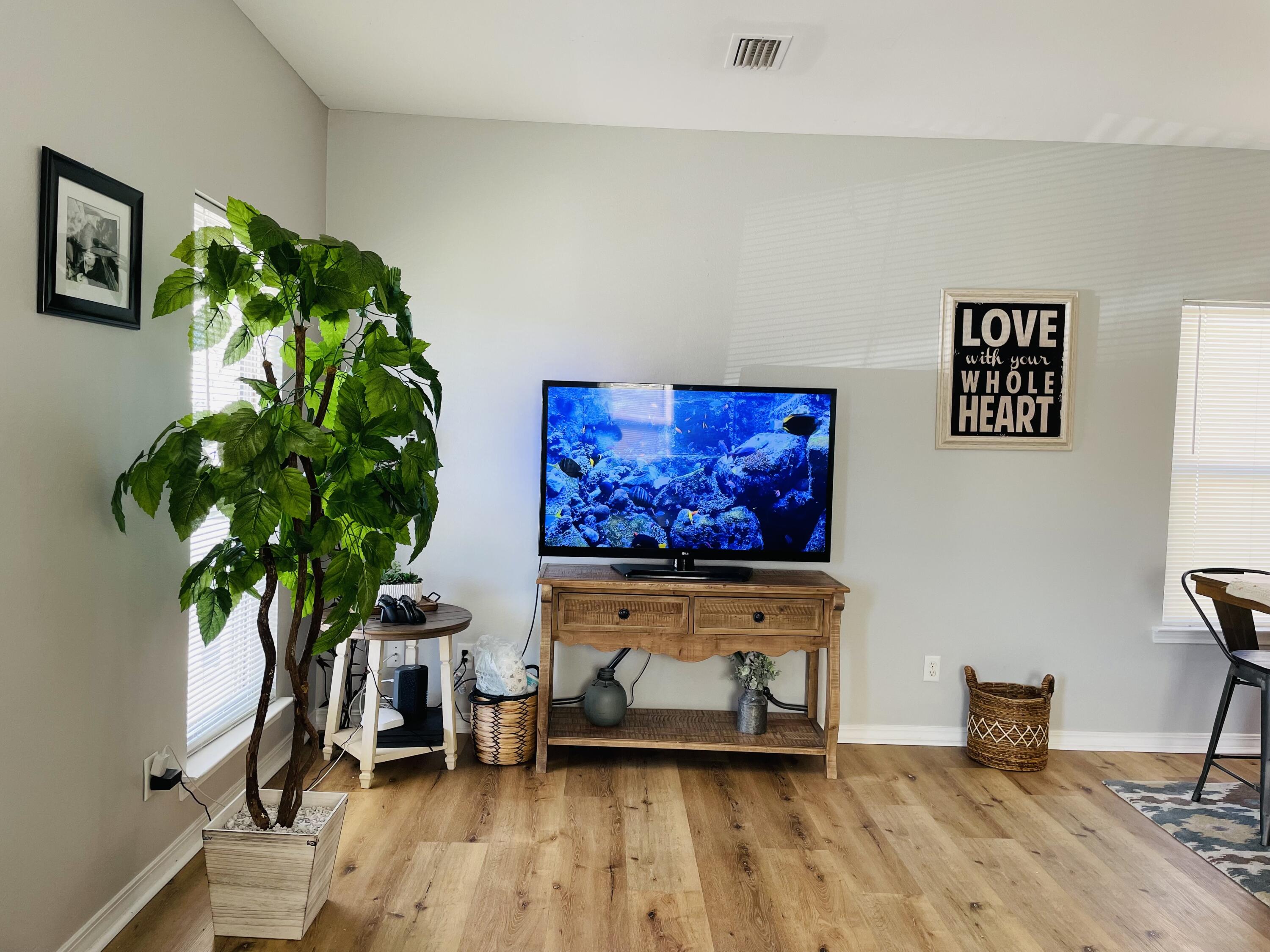 ENCHANTED ESTATES - Residential