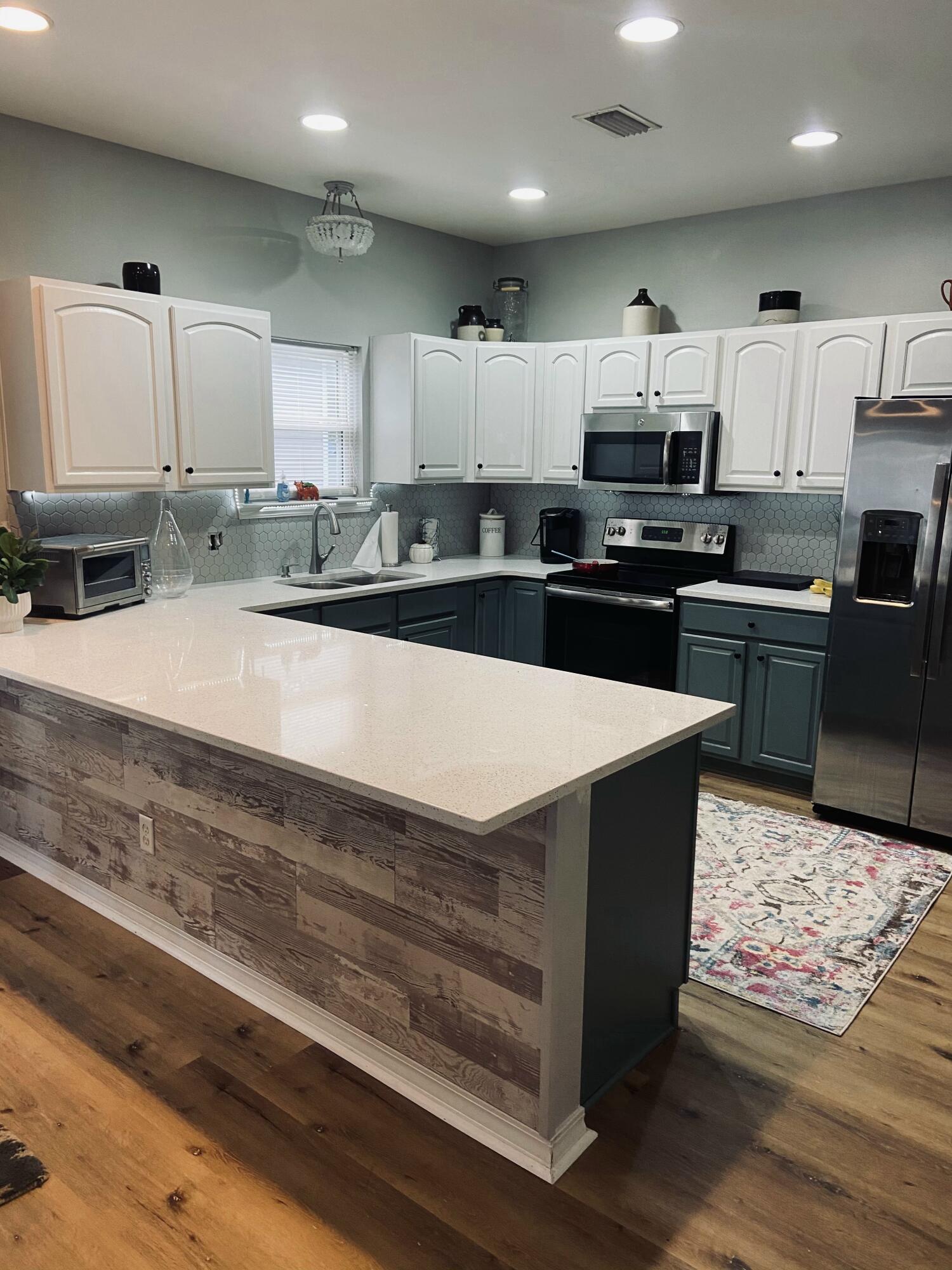 ENCHANTED ESTATES - Residential