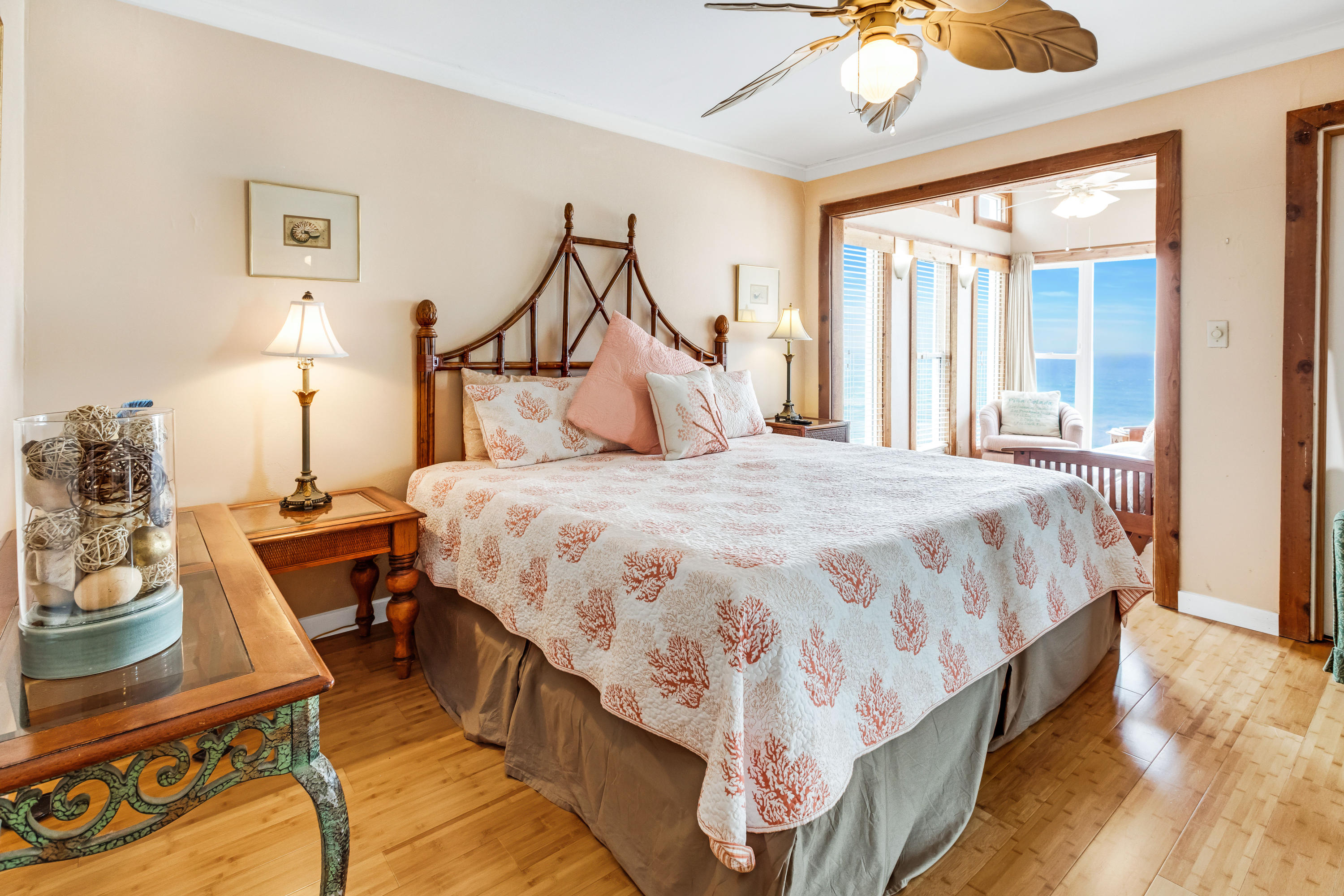 SANDDOLLAR TOWNHOMES - Residential